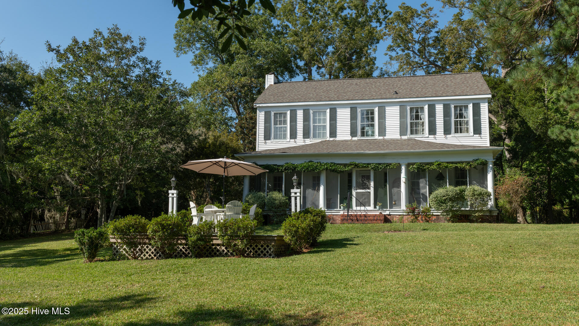 100535774 | Photo 30