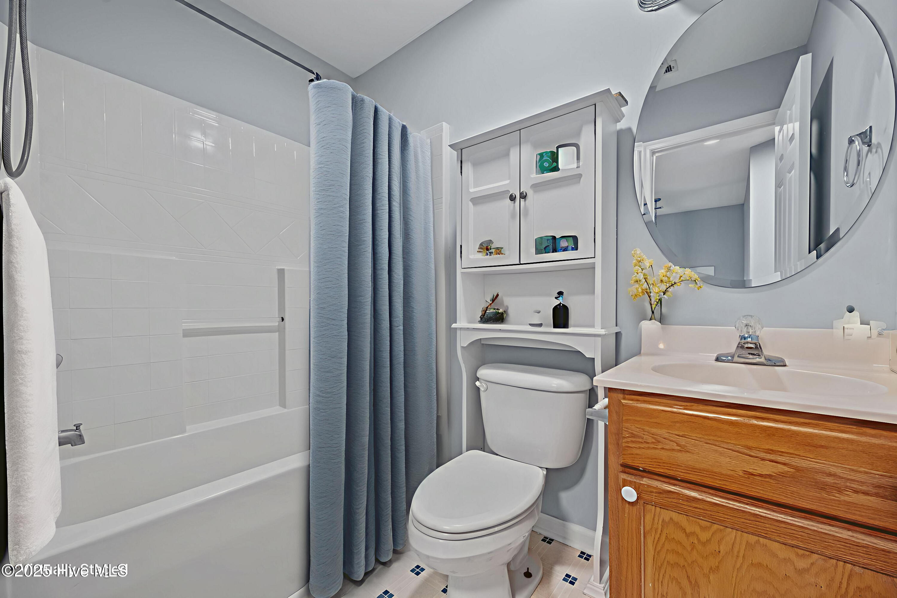 100545429 | Photo 25