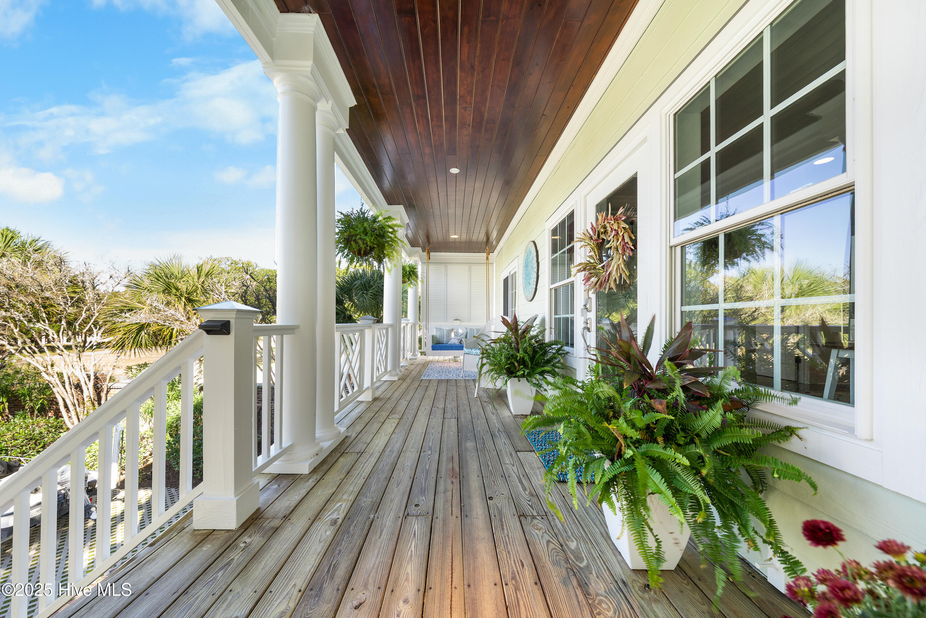 100541249 | Photo 10