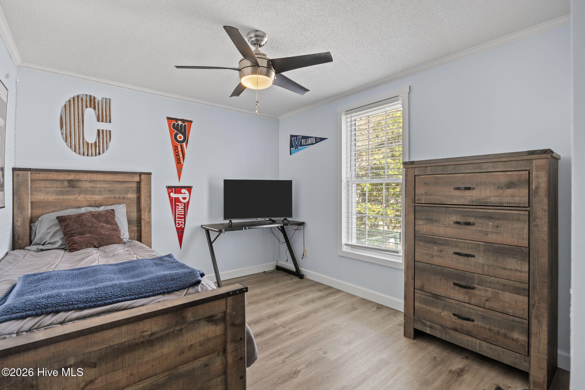 100560111 | Photo 30