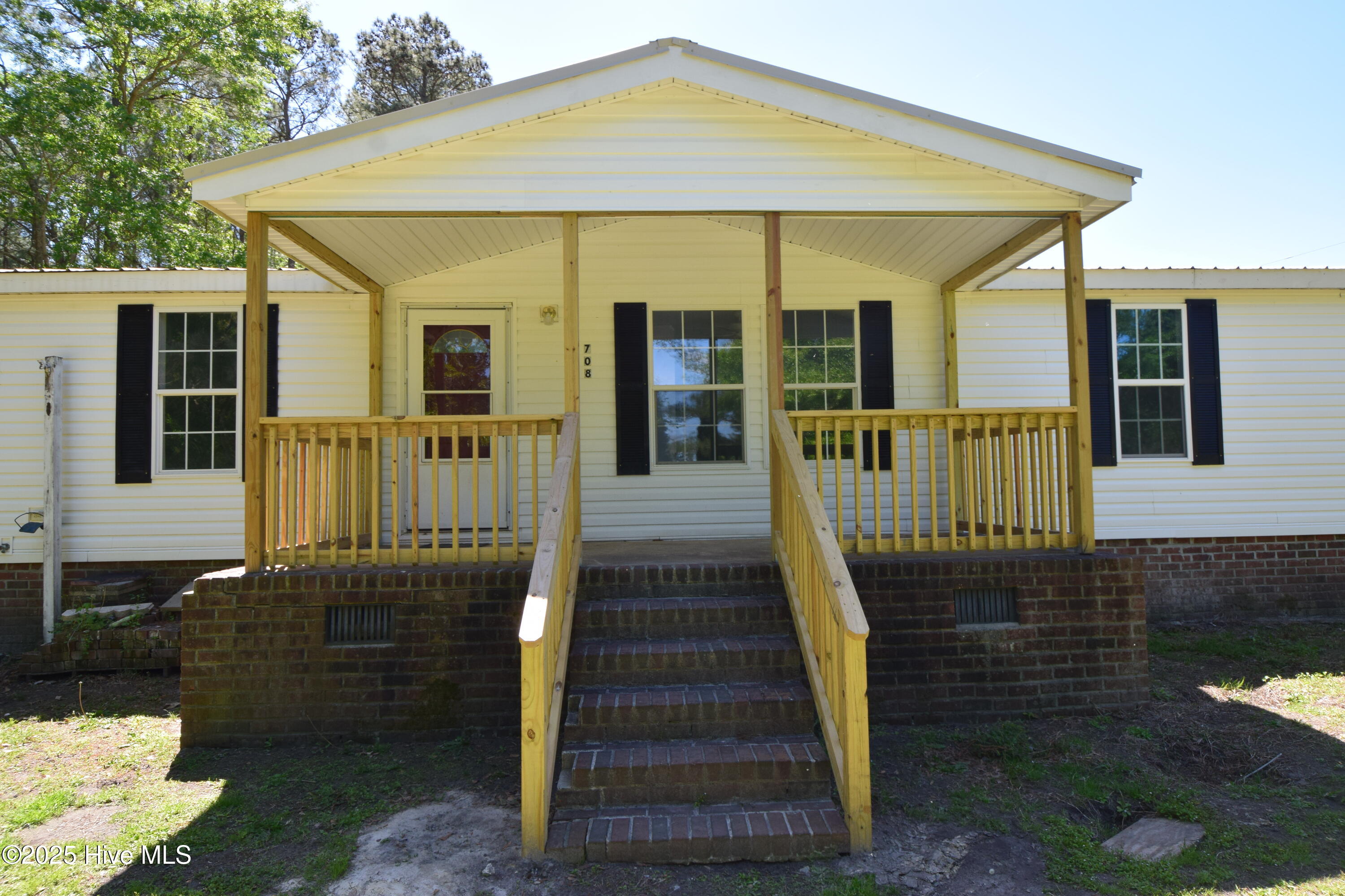 Homes for sale in Blounts Creek, NC | 708 Holly Oak Dr, Blounts Creek, NC 27814 | MLS# 100502145