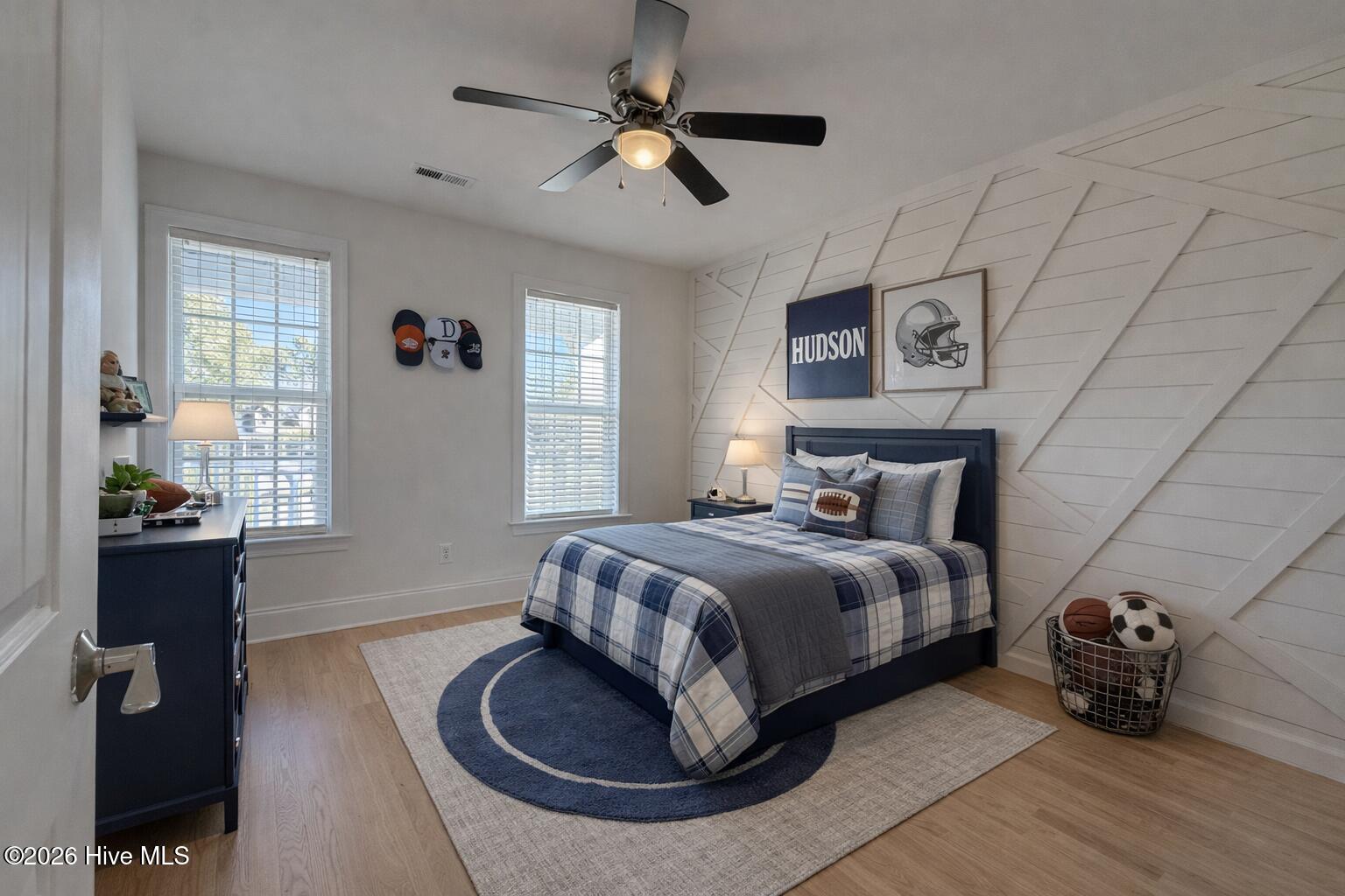 100550265 | Photo 57