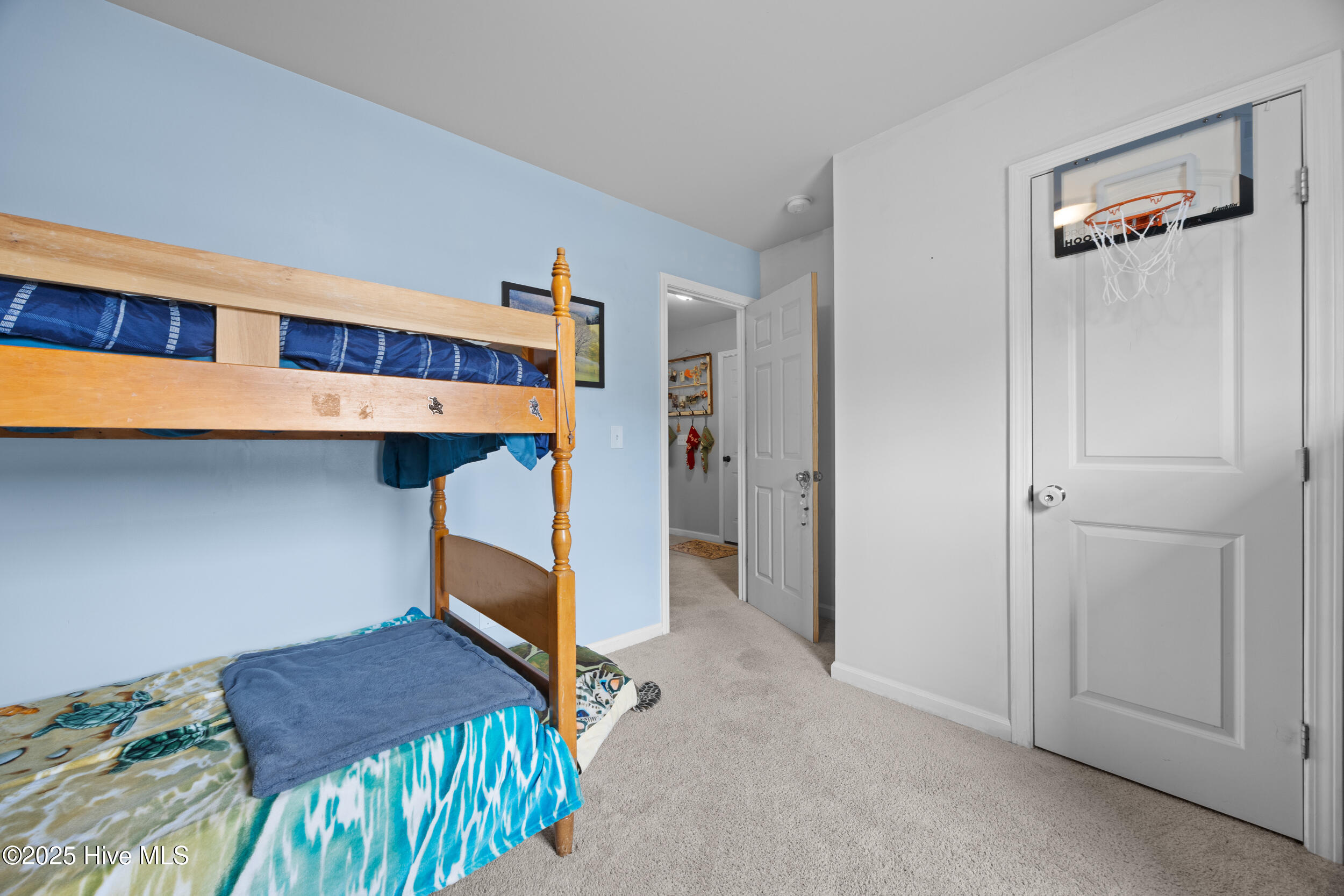 100546201 | Photo 12