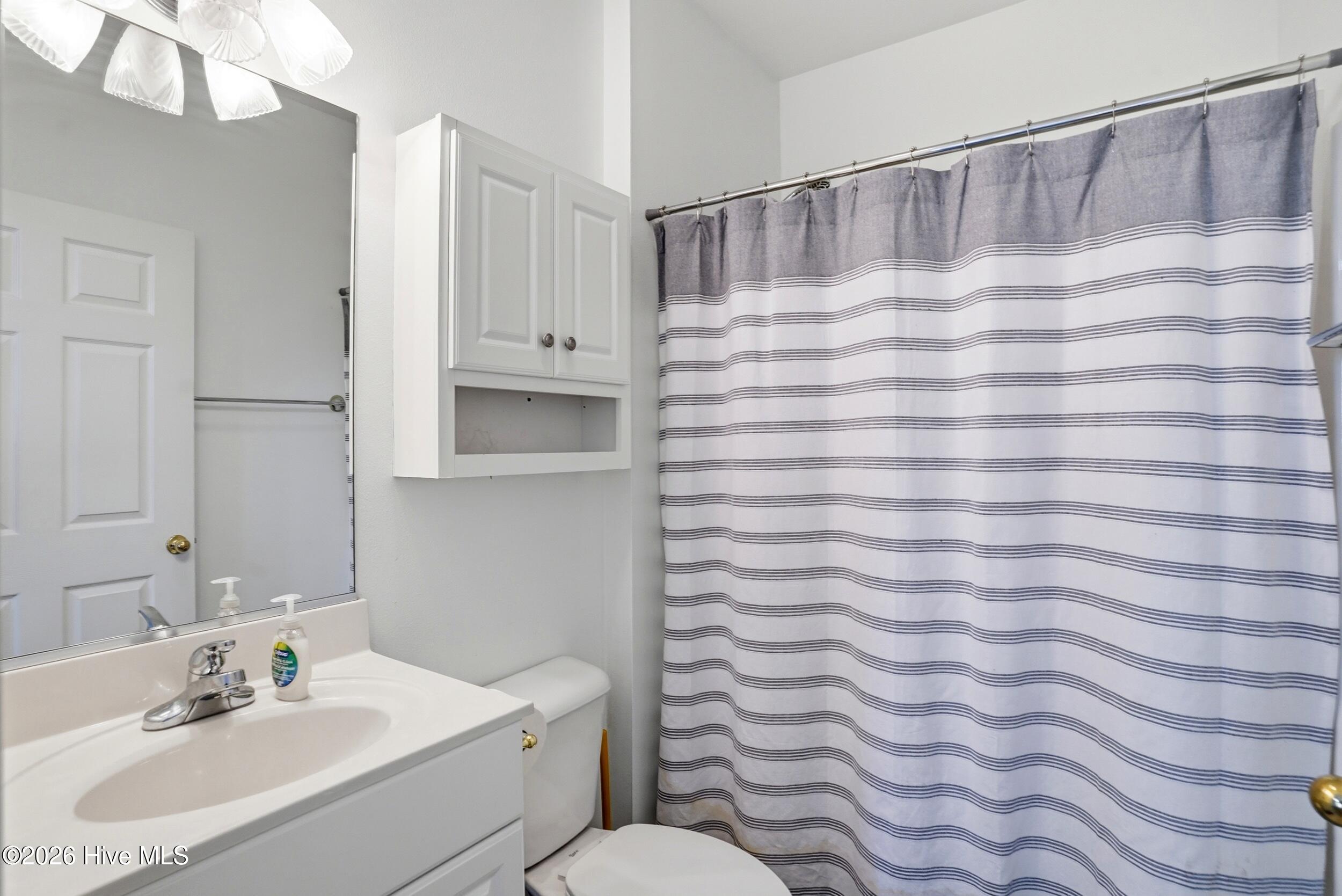 100567598 | Photo 21