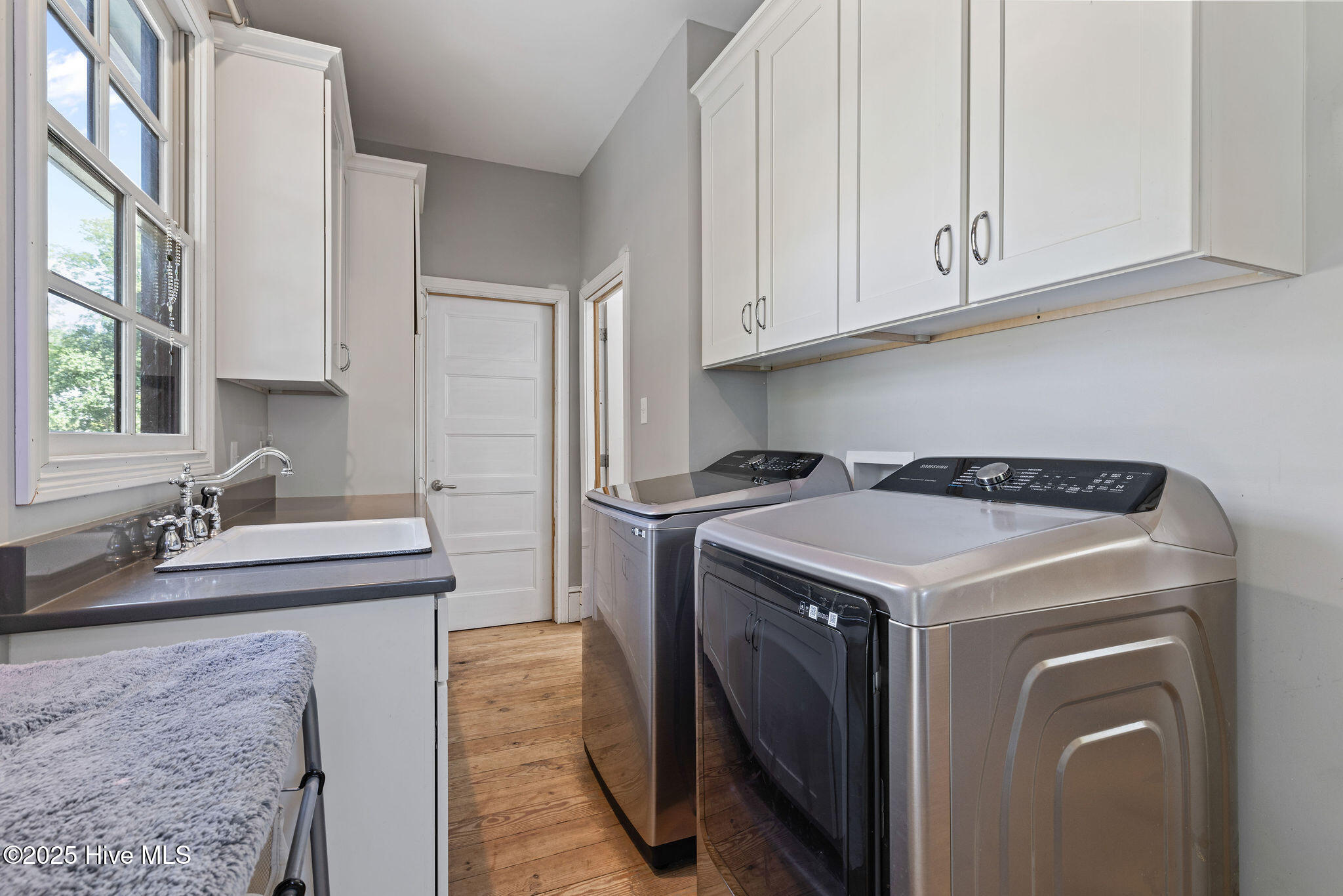 Laundry Room and Sink