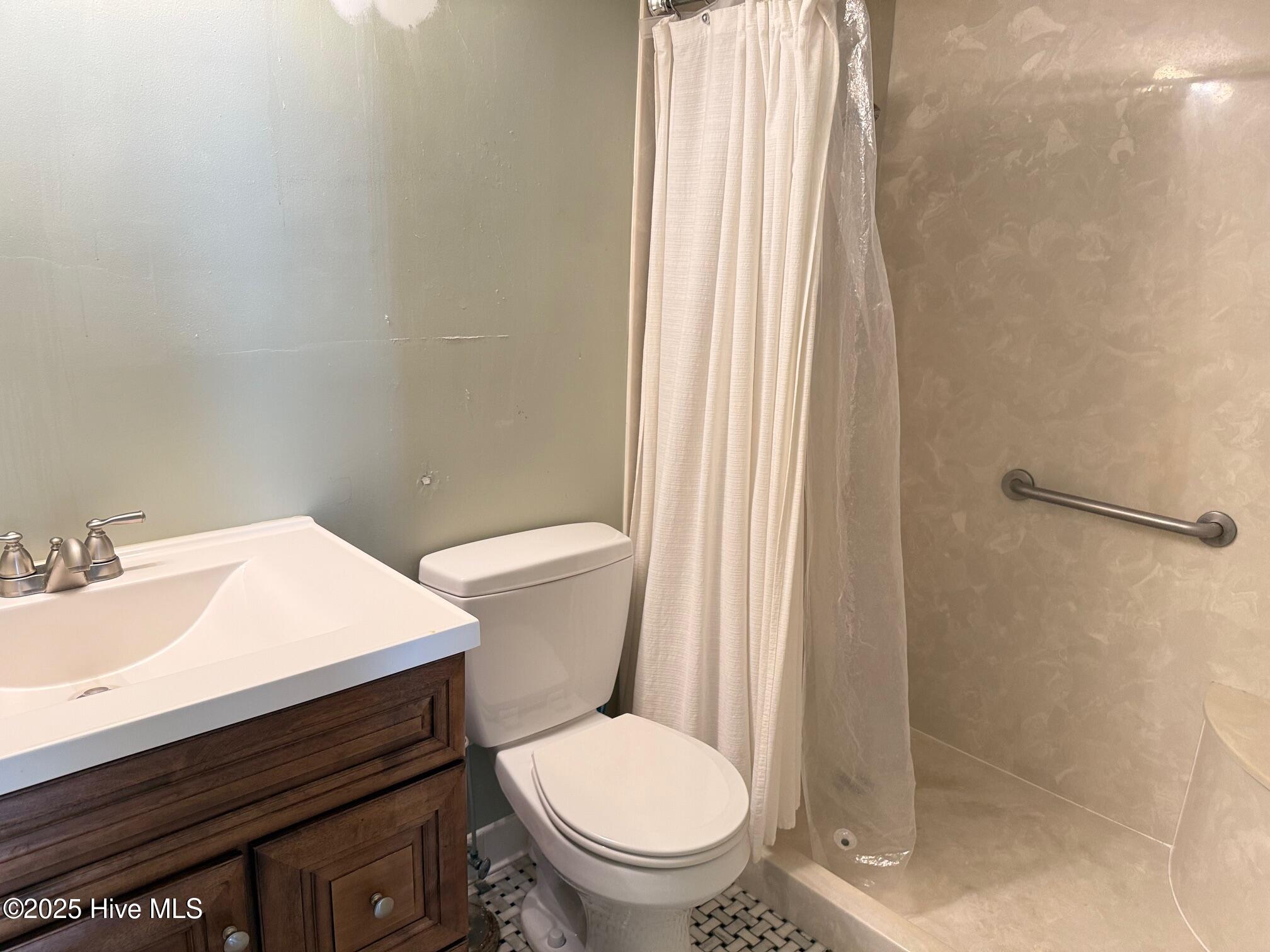 100501341 | Photo 12