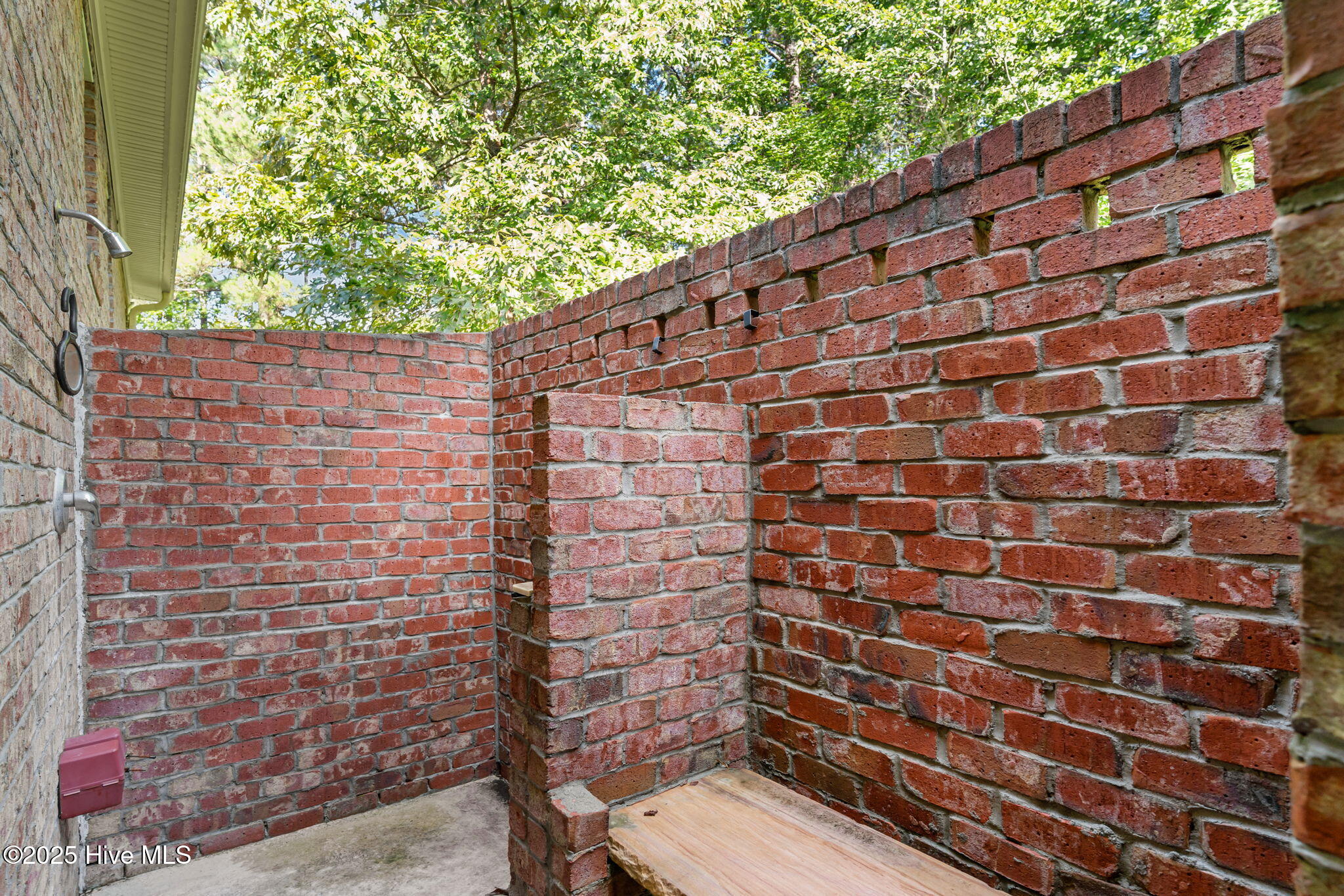 100524076 | Photo 50