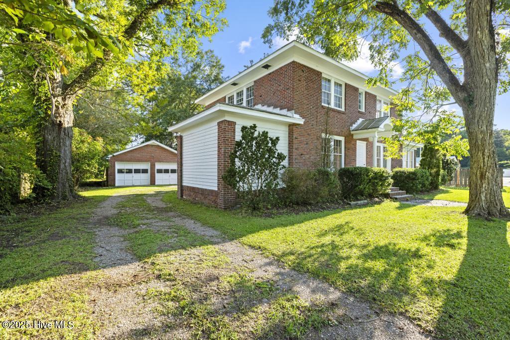 860 Main Street,Bayboro