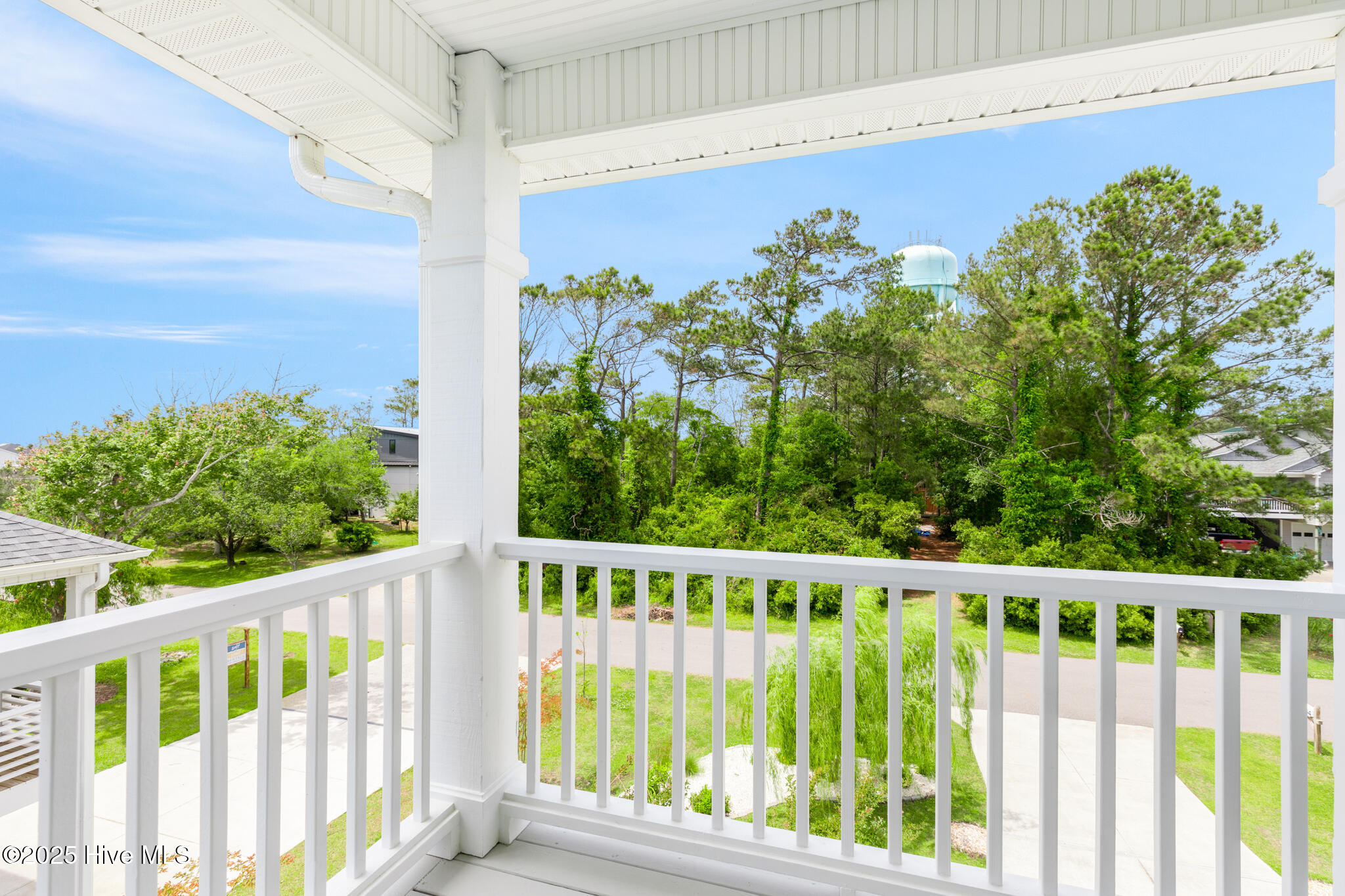 100507541 | Photo 39