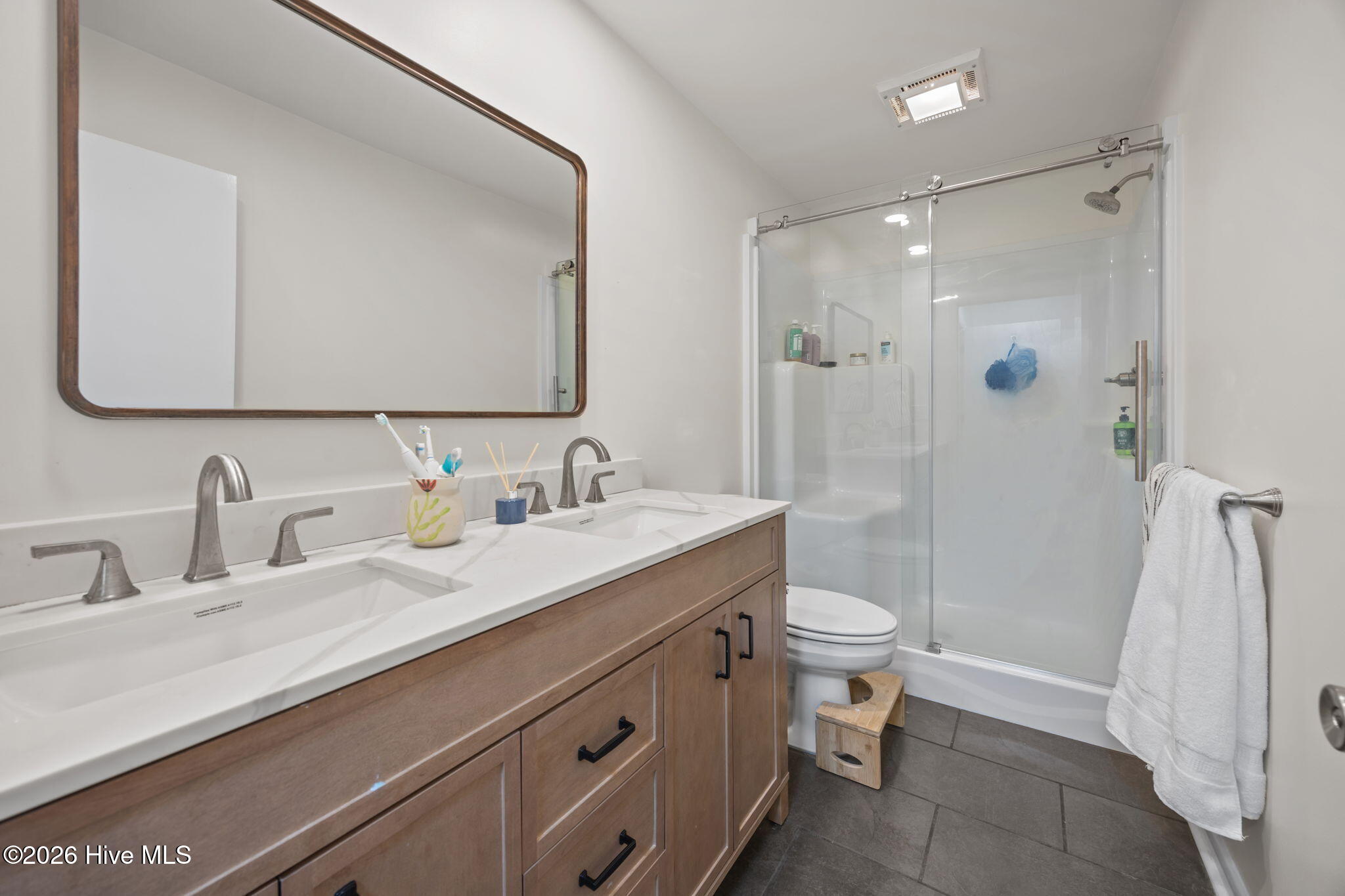 53a Cardinal Drive
