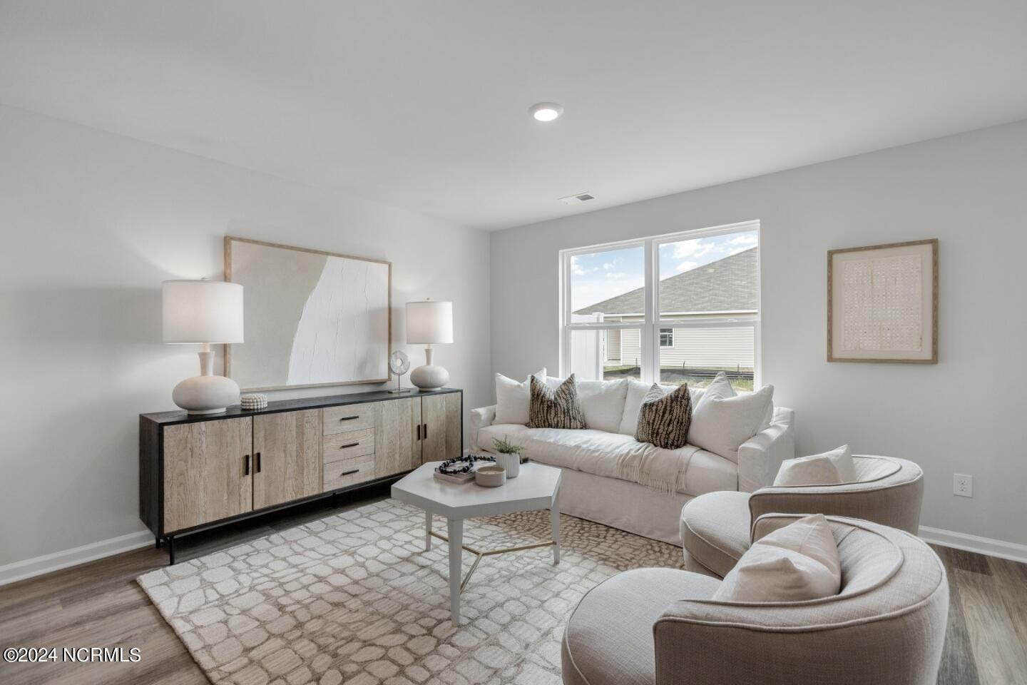 100531669 | Photo 15