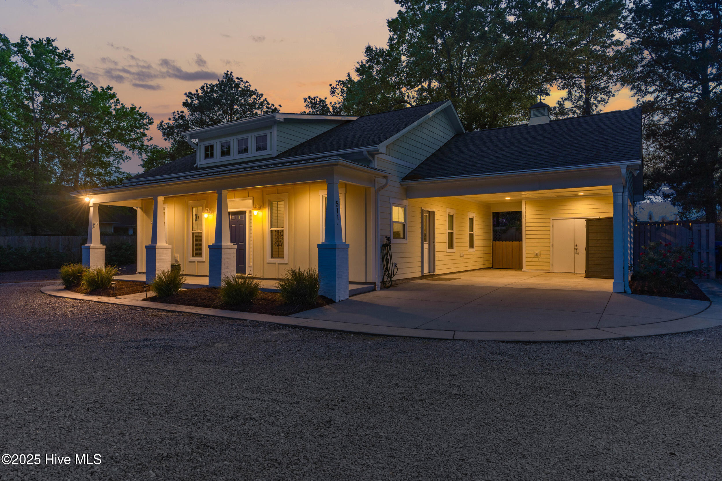 100499917 | Photo 38