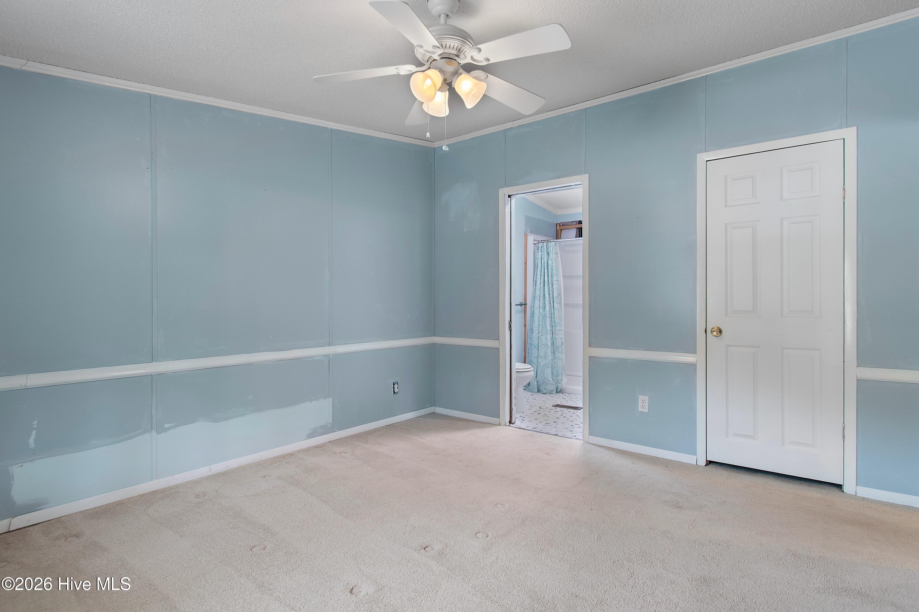 100560053 | Photo 16