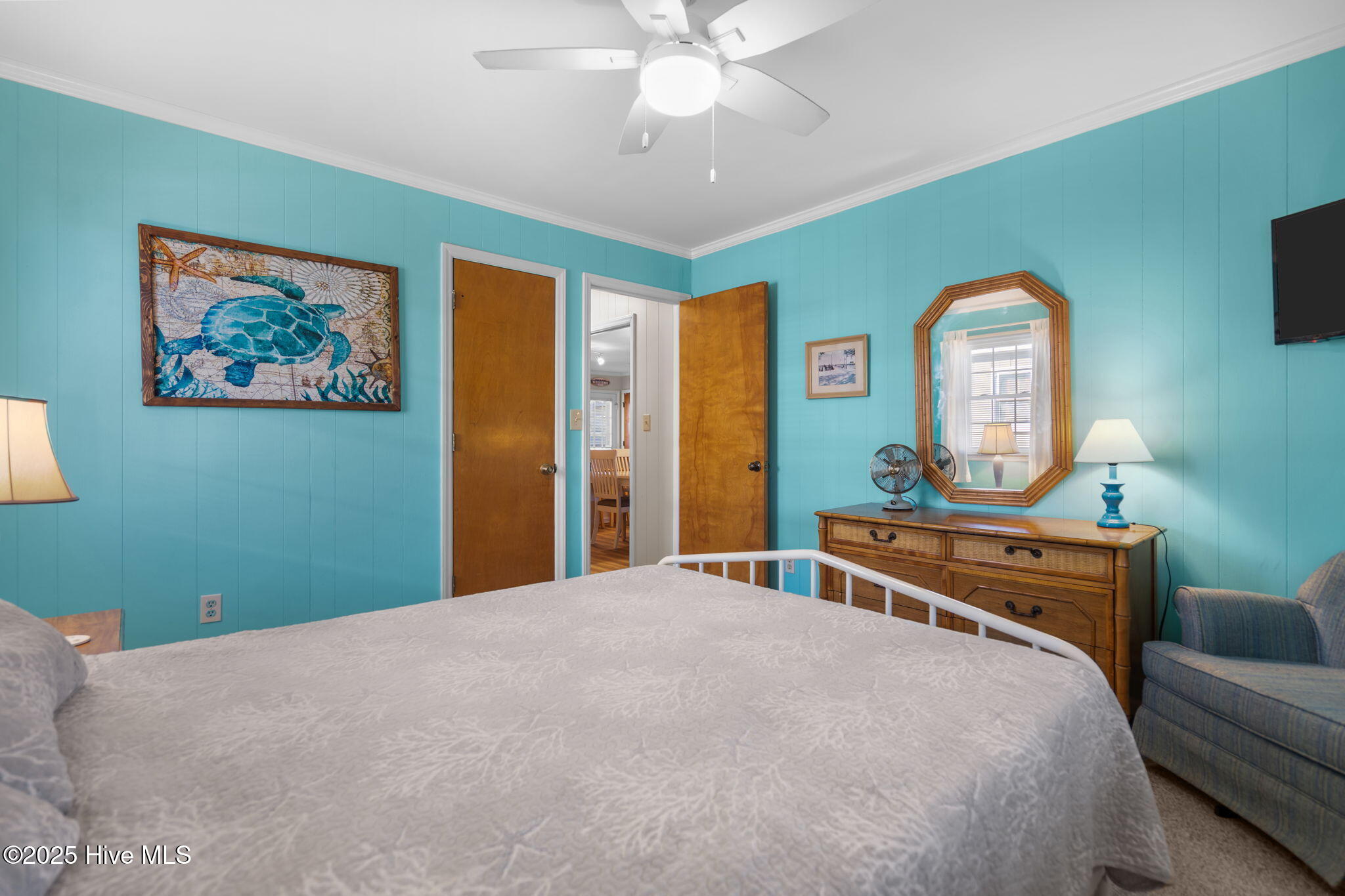 100537685 | Photo 28