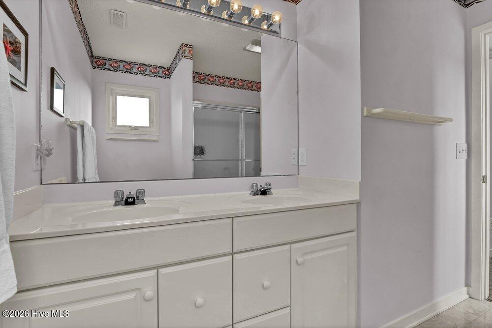 100554516 | Photo 30