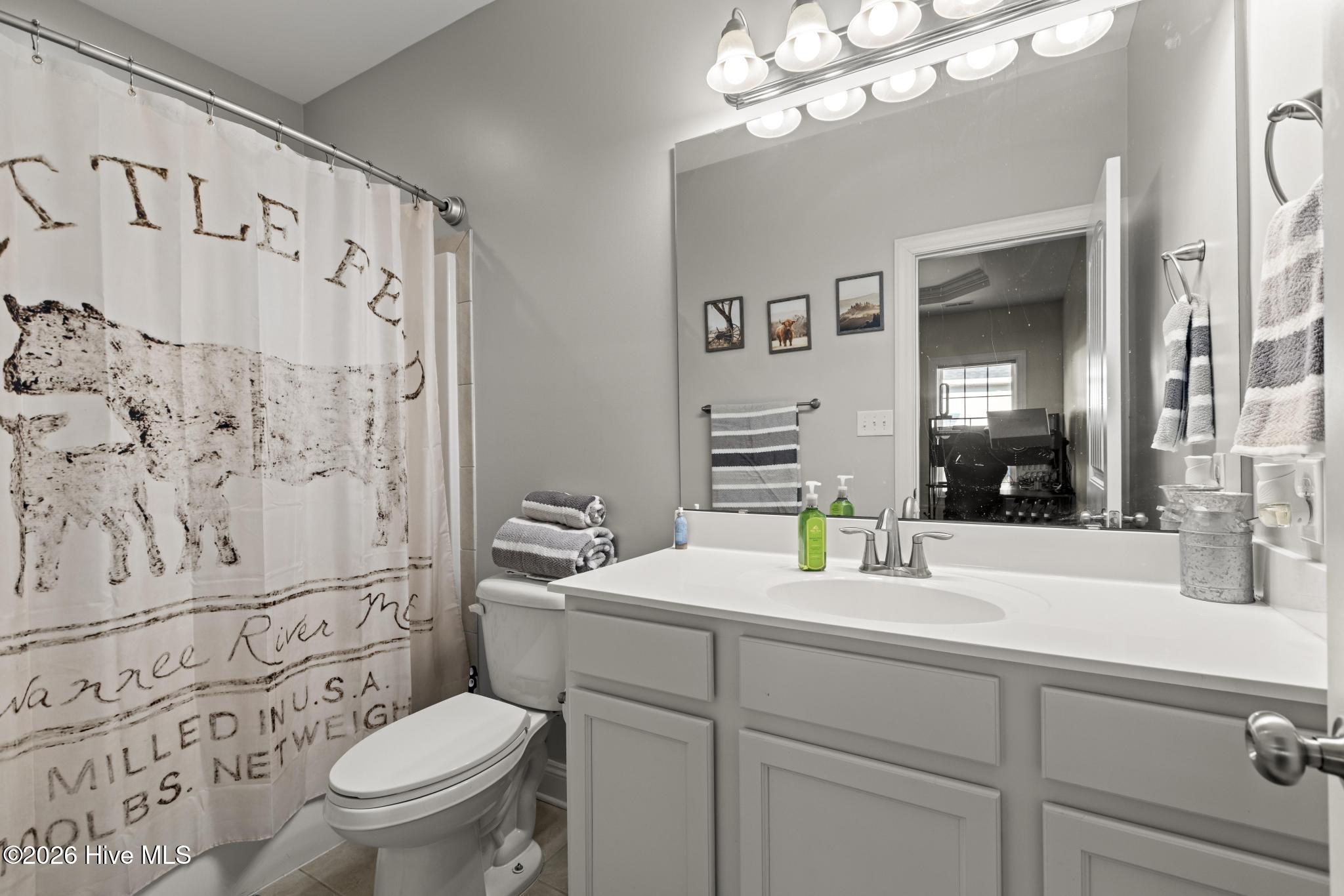 100553359 | Photo 29