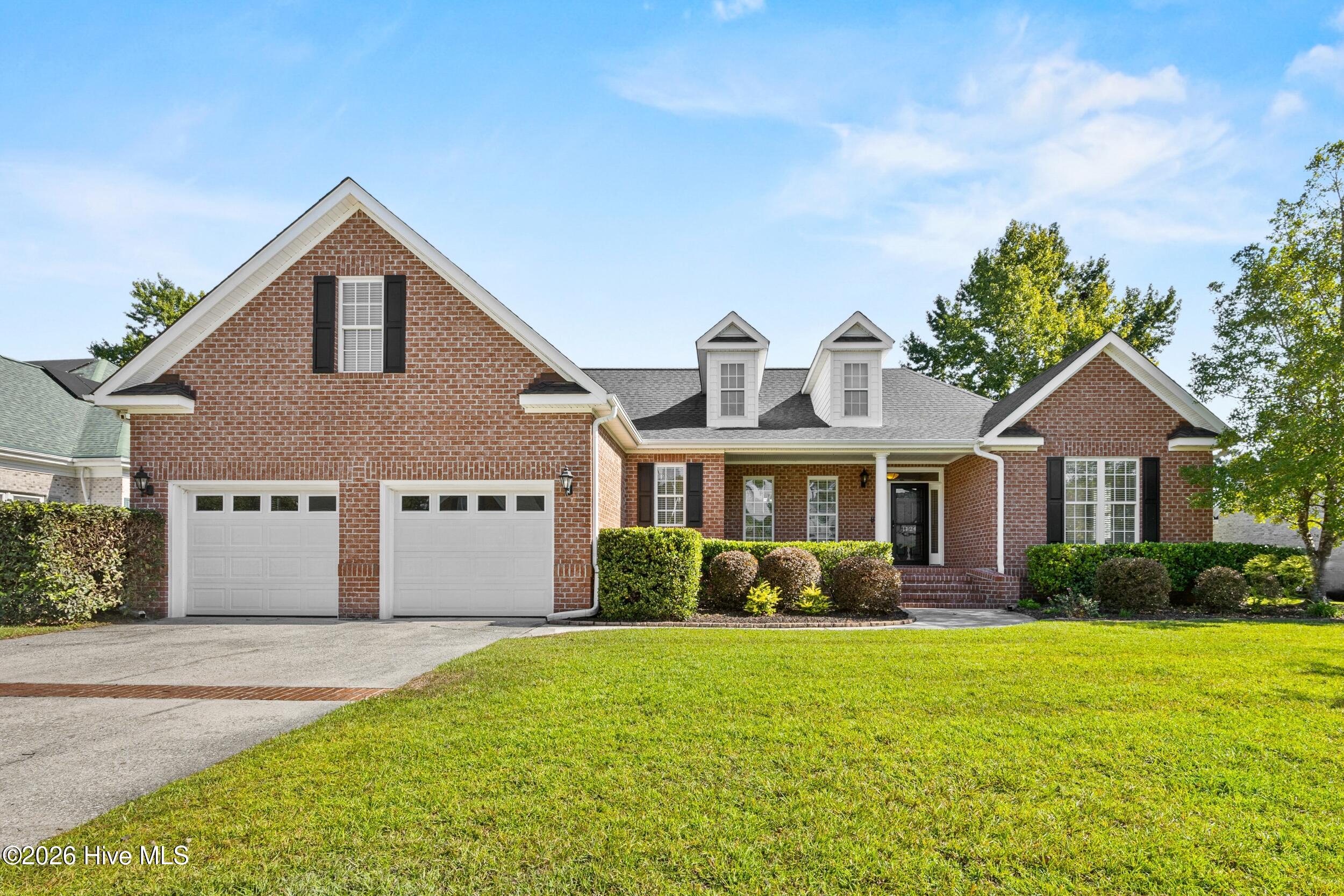 Listing photograph for 1124 Willow Pond Lane, Leland, NC 28451