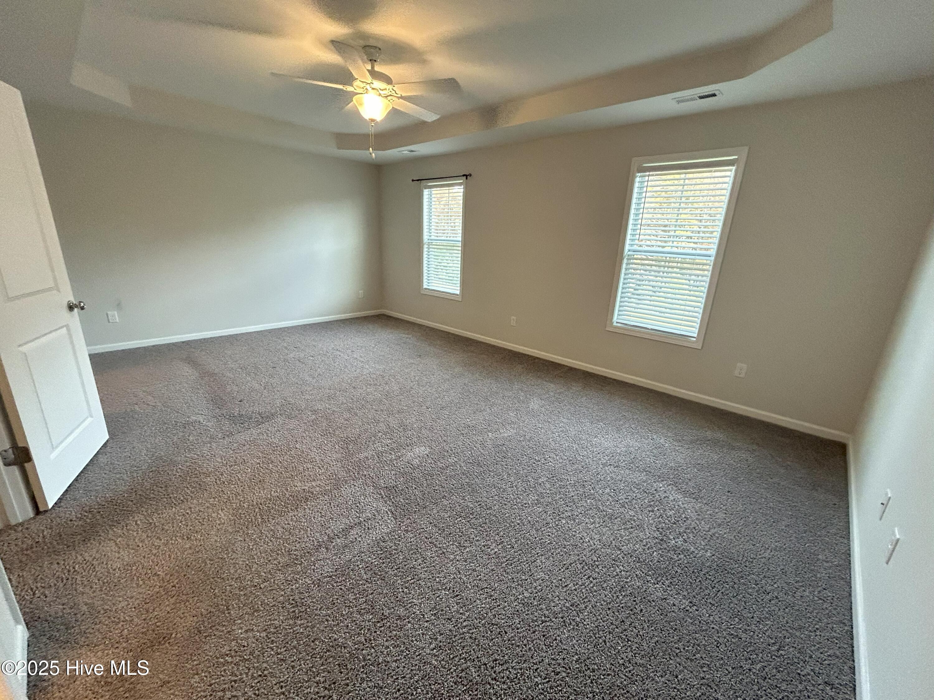 100541755 | Photo 16