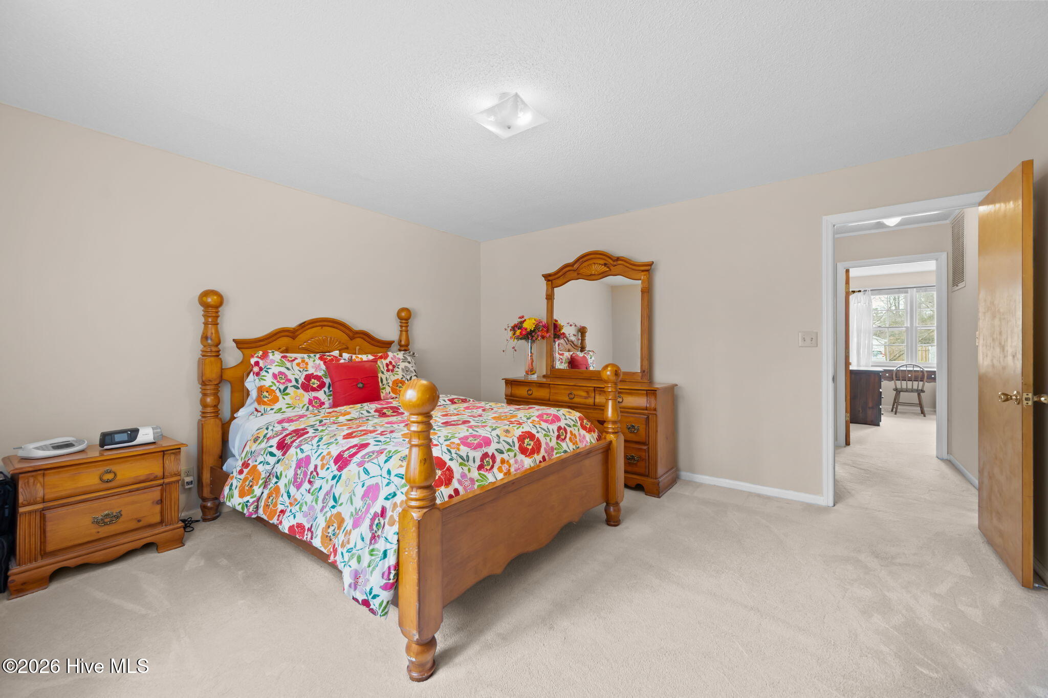 100555797 | Photo 23