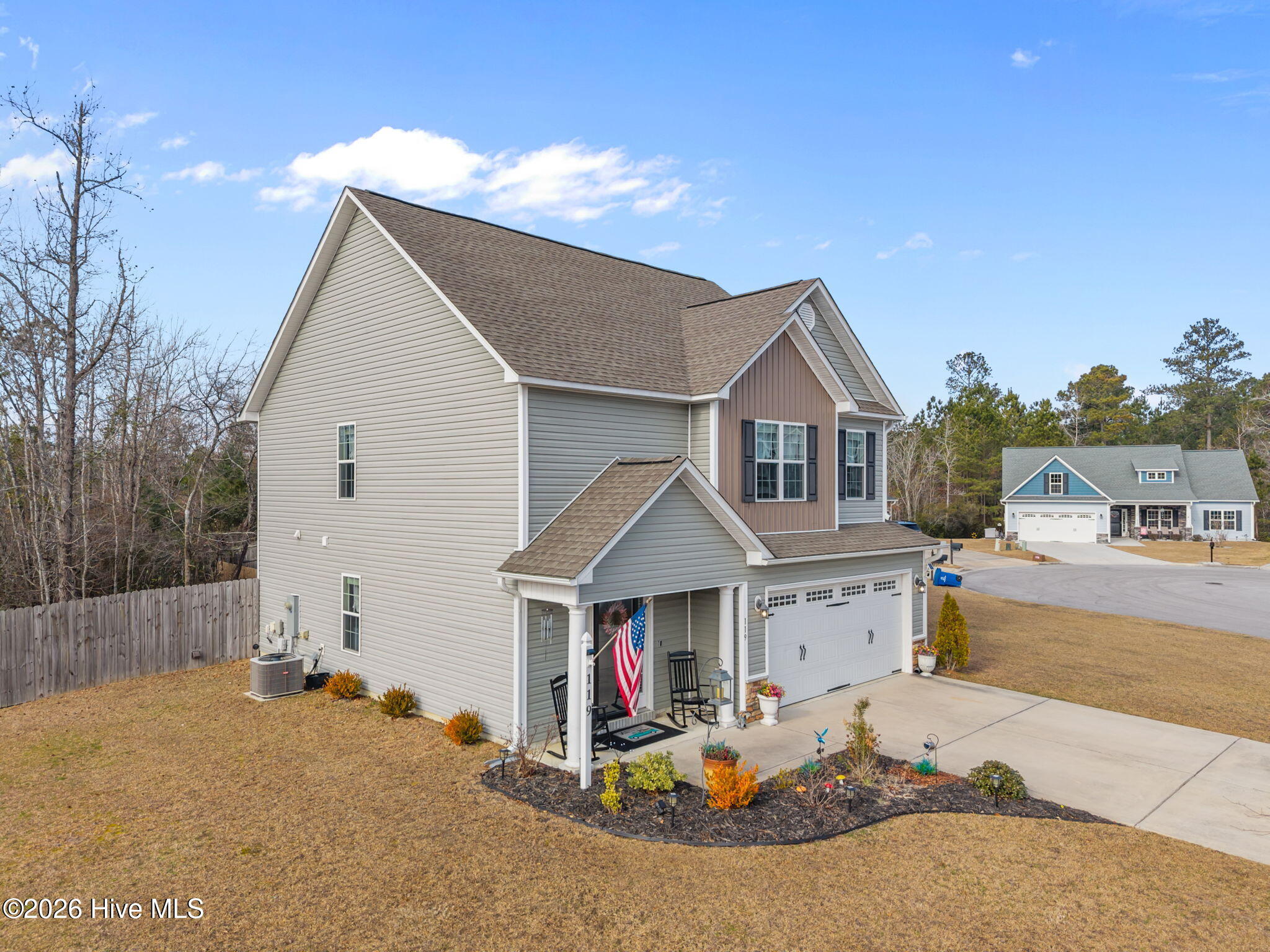 100551415 | Photo 10