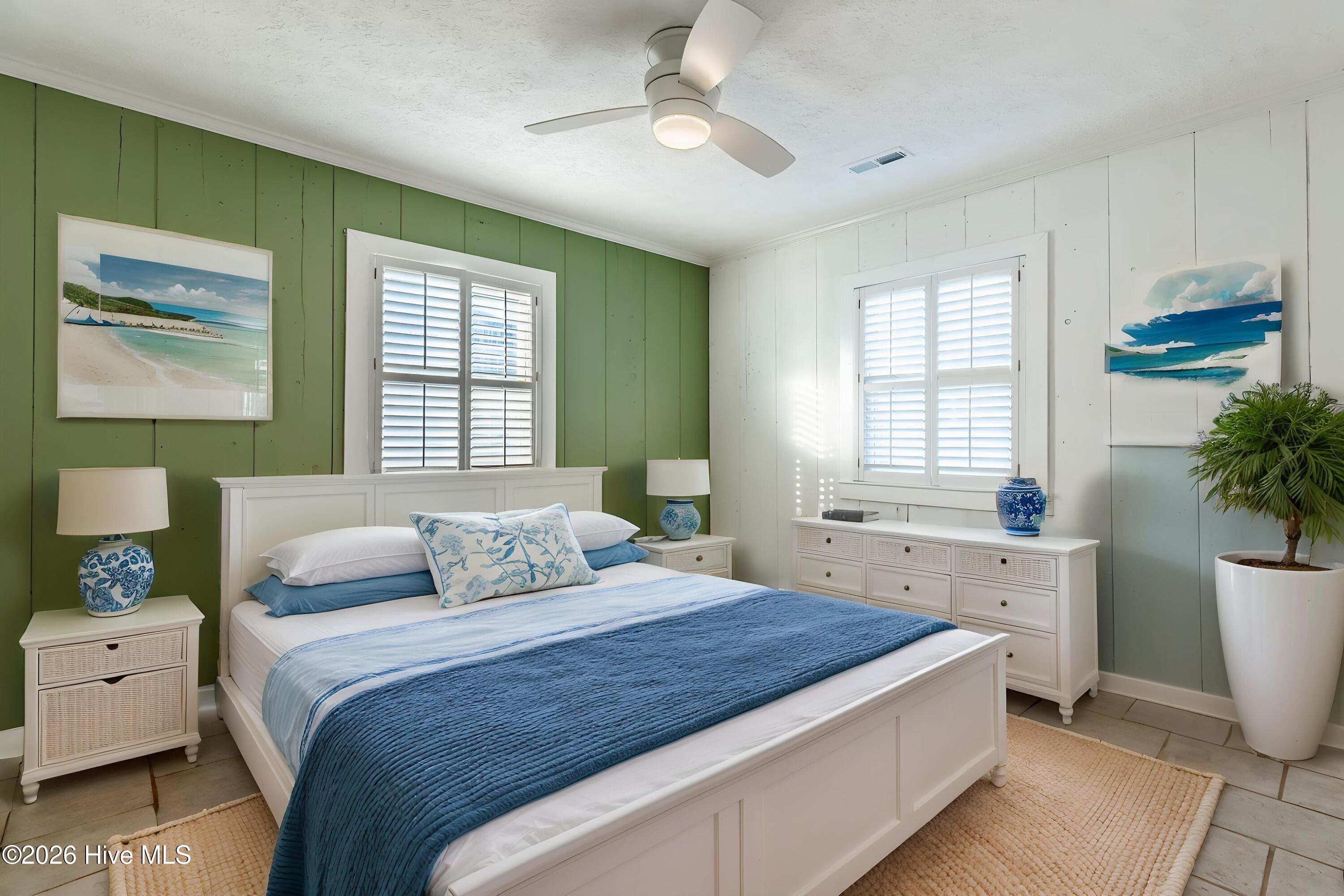 100563076 | Photo 13