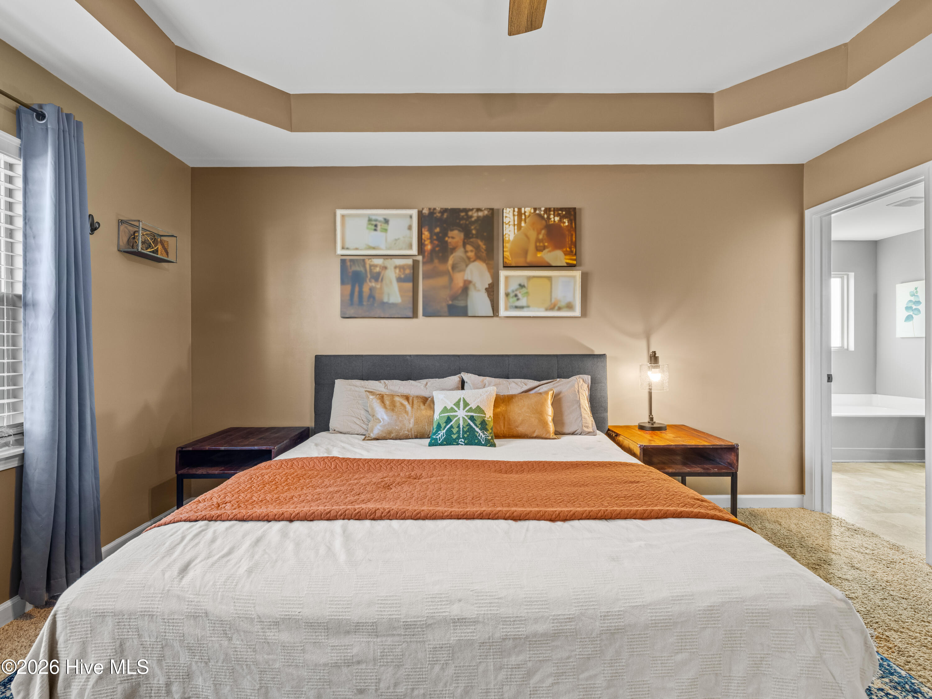 100549966 | Photo 32