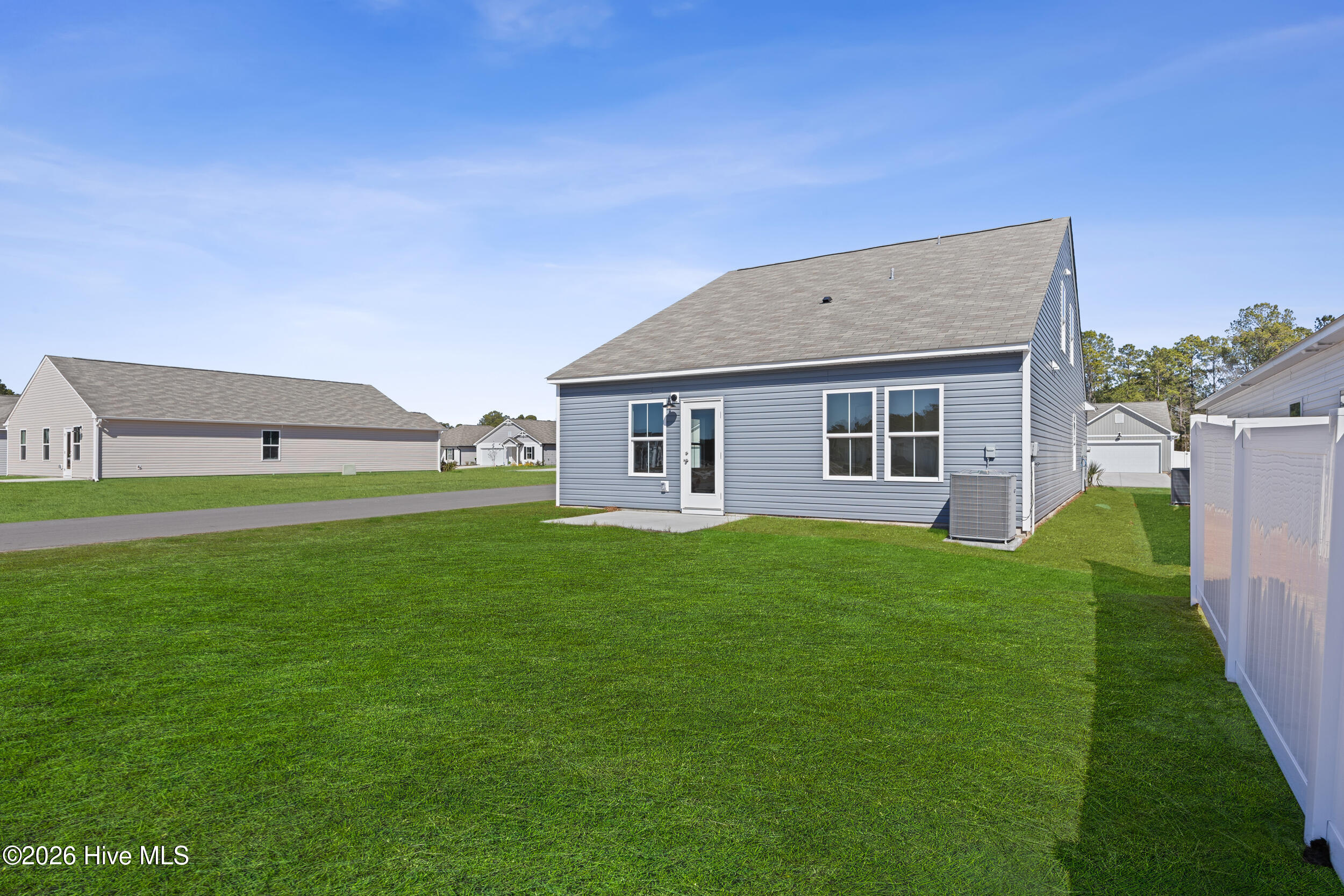 100535744 | Photo 31