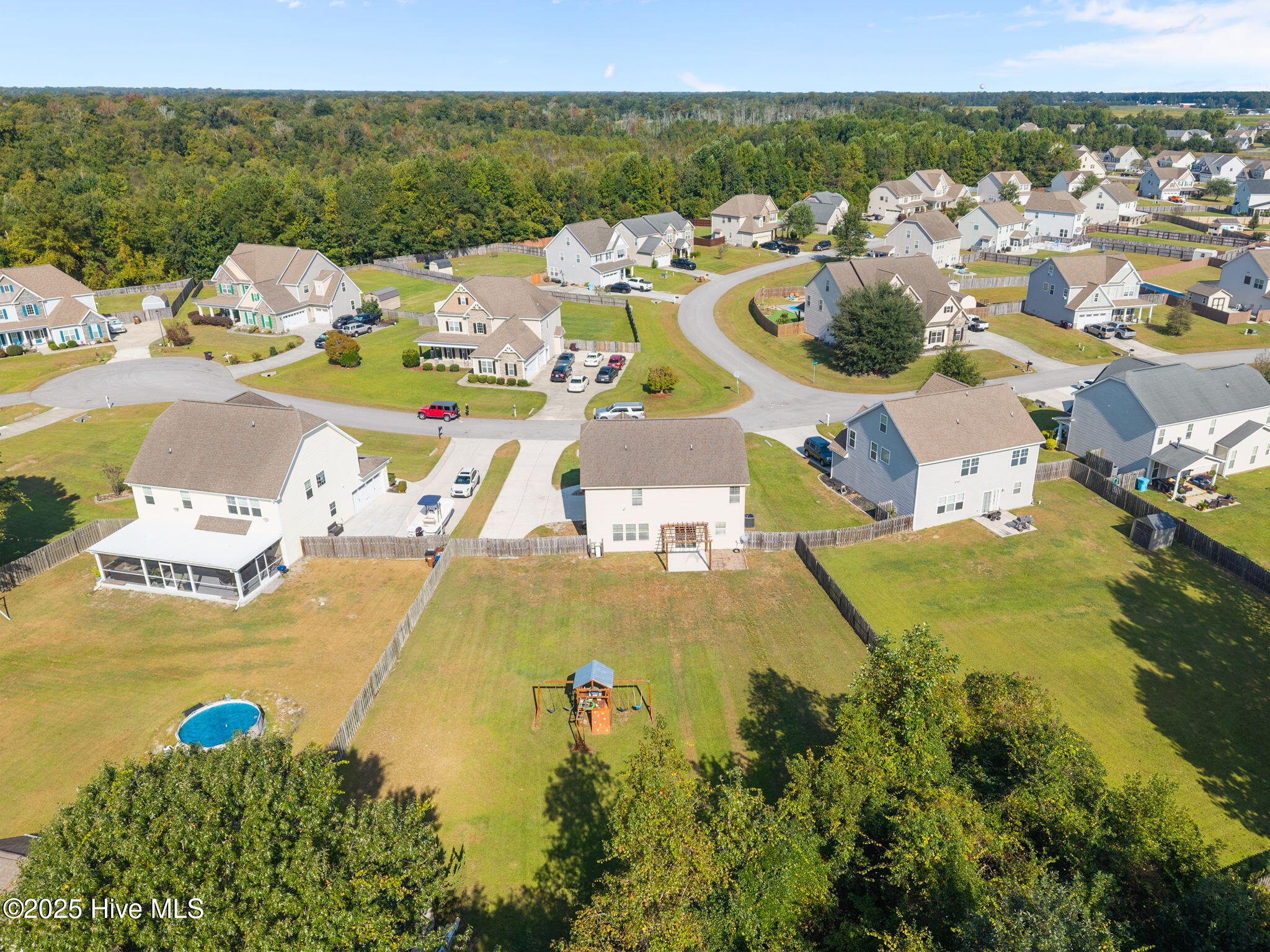 100533509 | Photo 46