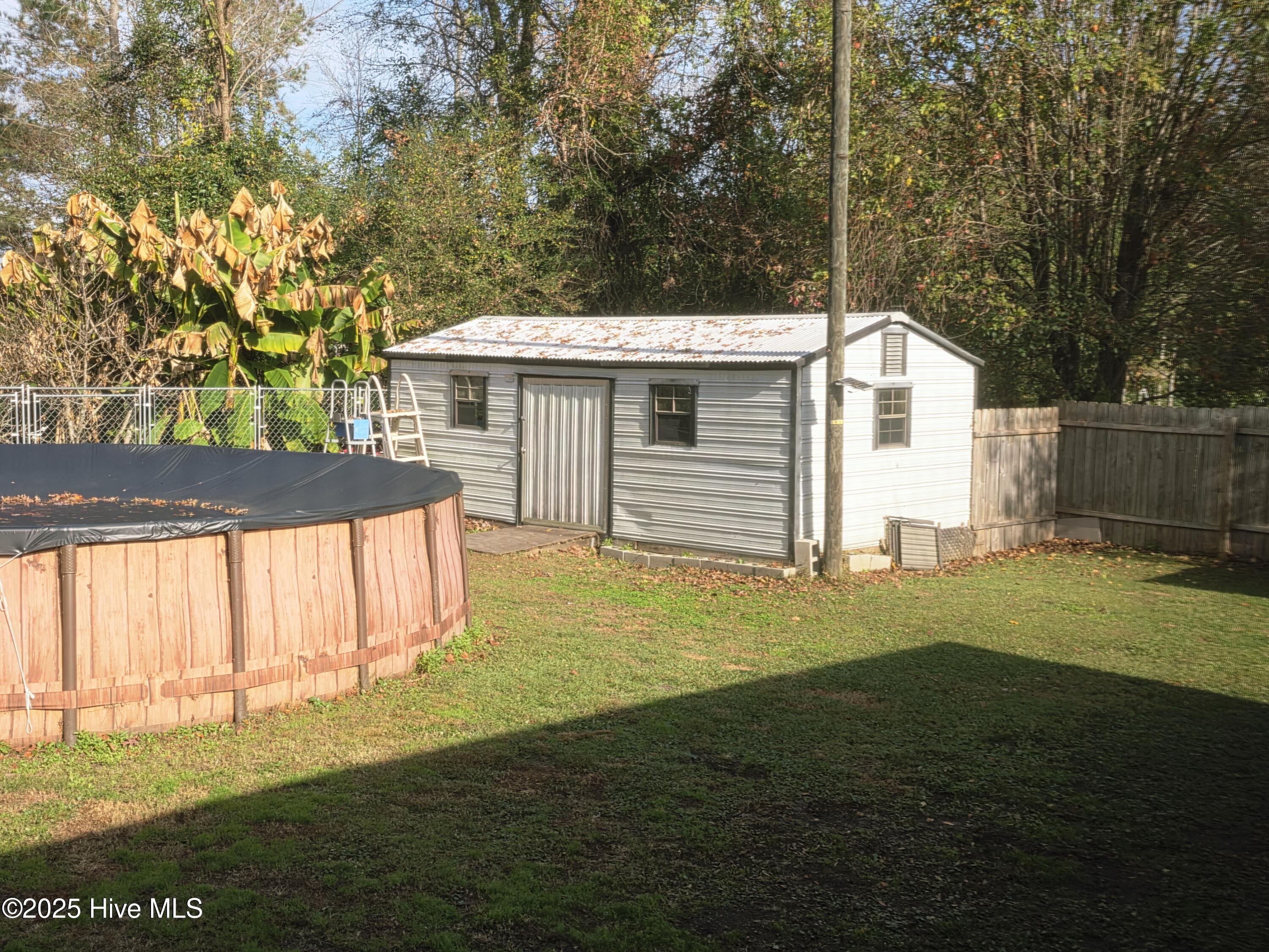 100542999 | Photo 26