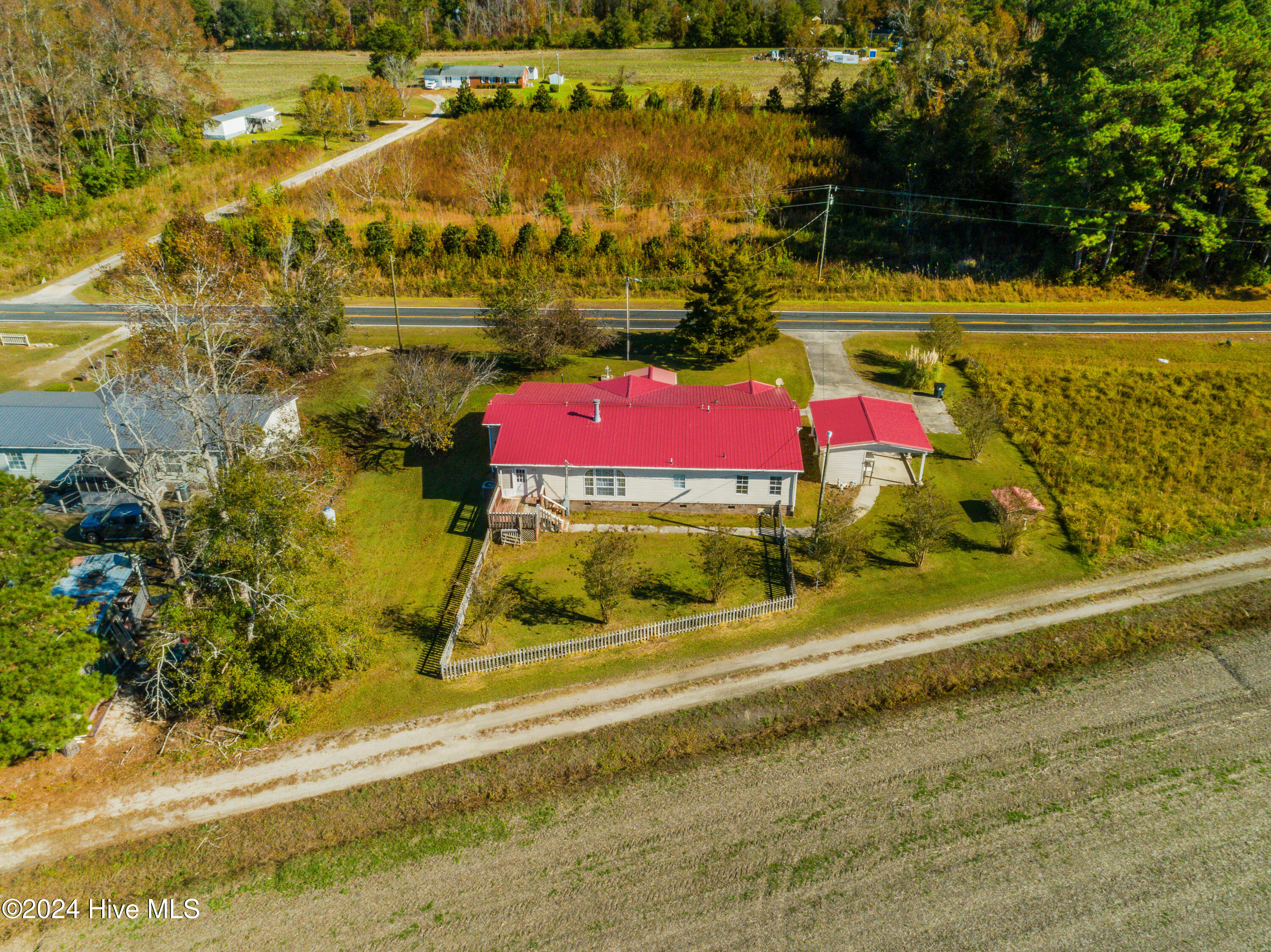 100566927 | Photo 44