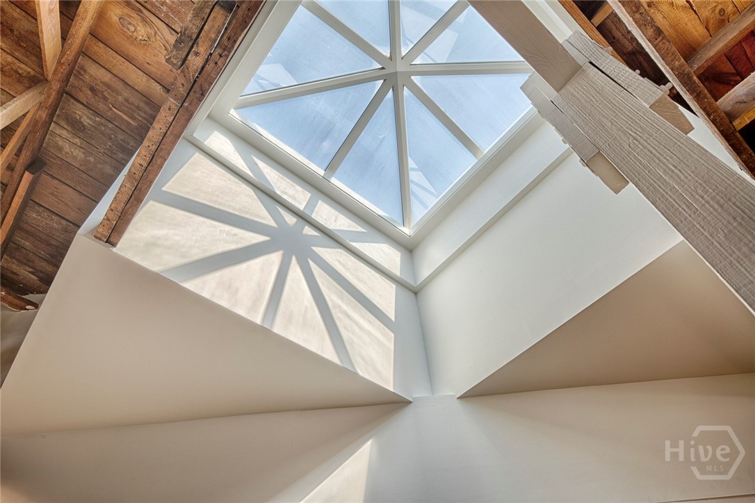 232 E Broughton Street, Savannah, GA, 31401