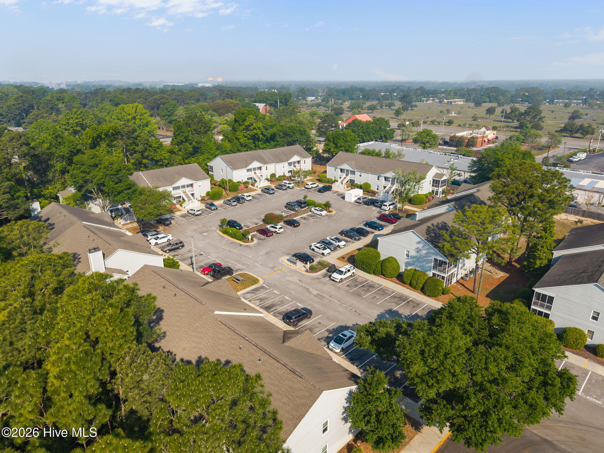 100566557 | Photo 35