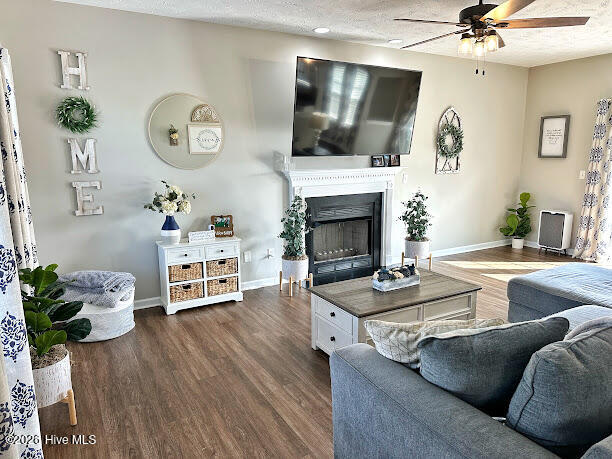 100560235 | Photo 14