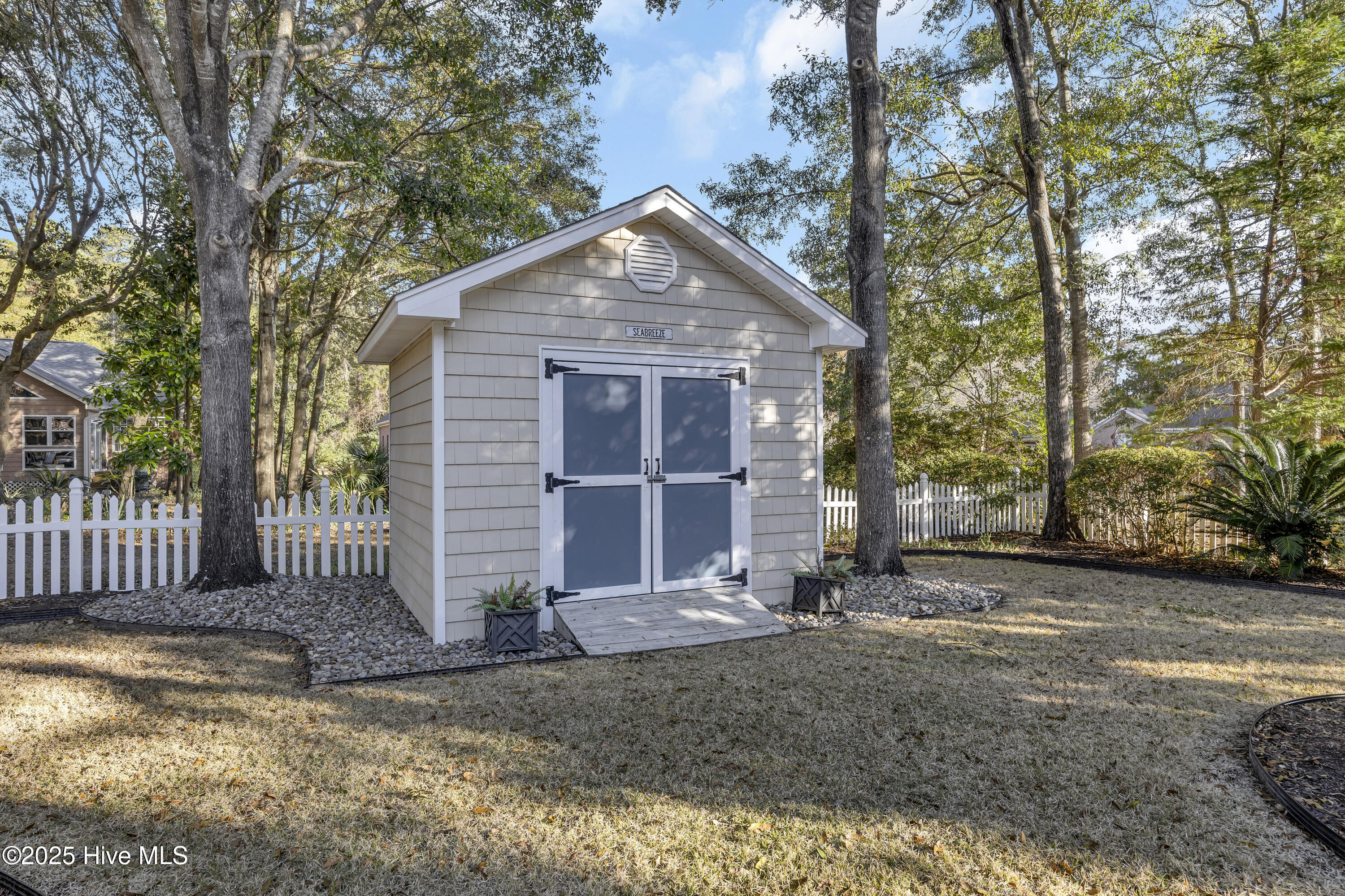 100546404 | Photo 27