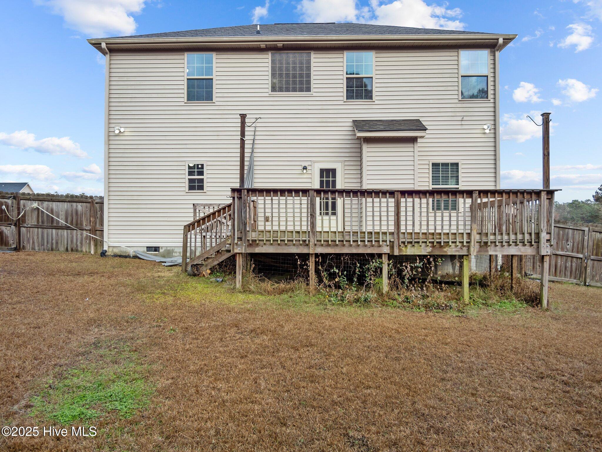 100552788 | Photo 27