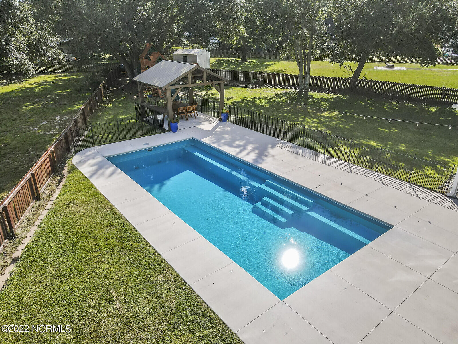 100556304 | Photo 87