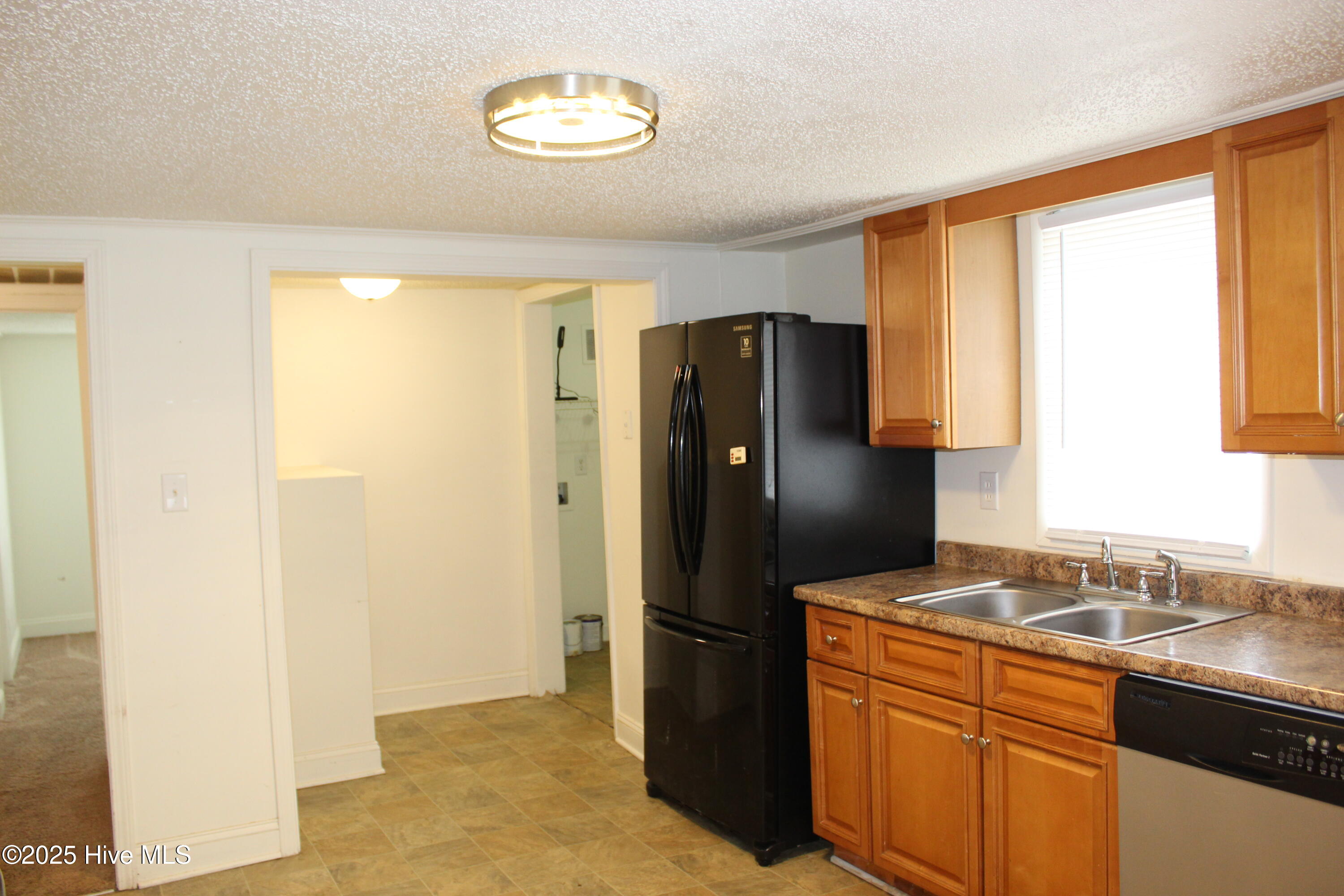 100546555 | Photo 14