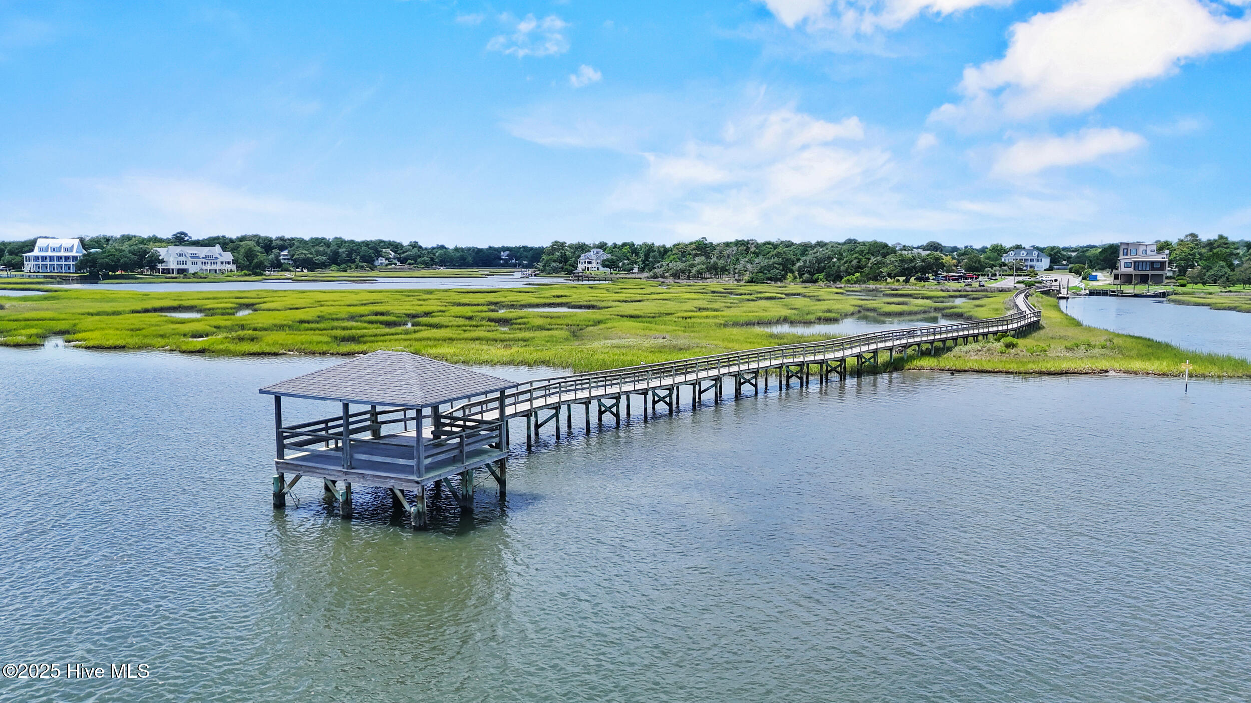 100519629 | Photo 83