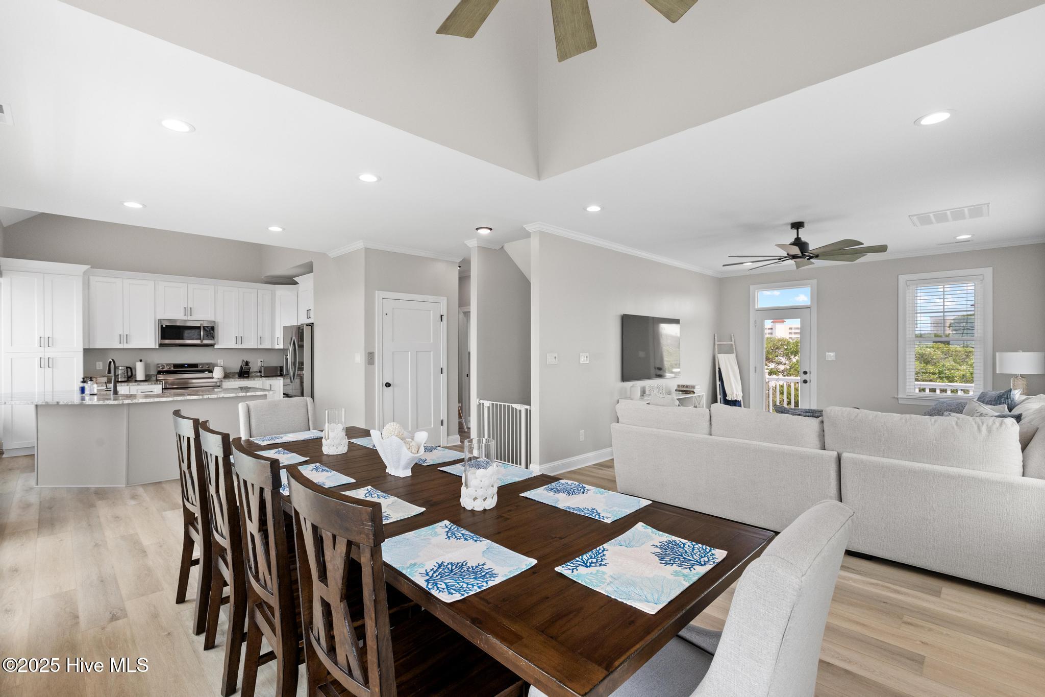 100511238 | Photo 33