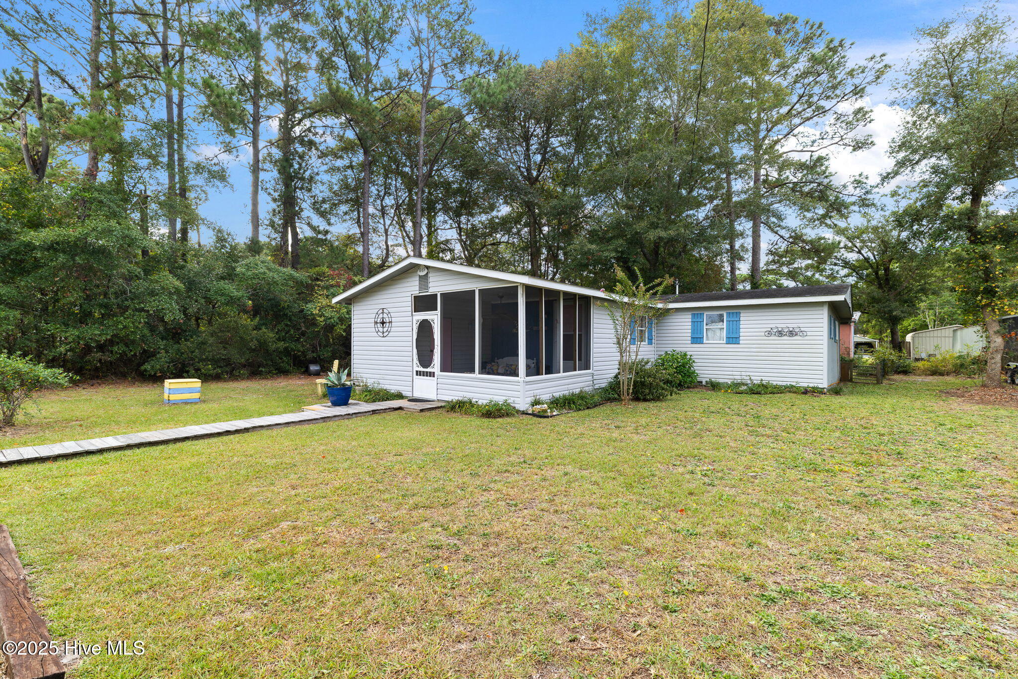 4-web-or-mls-GI - 669 Gervais St SE - Li