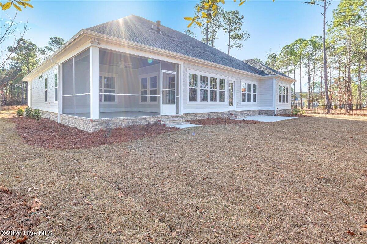 100524155 | Photo 67