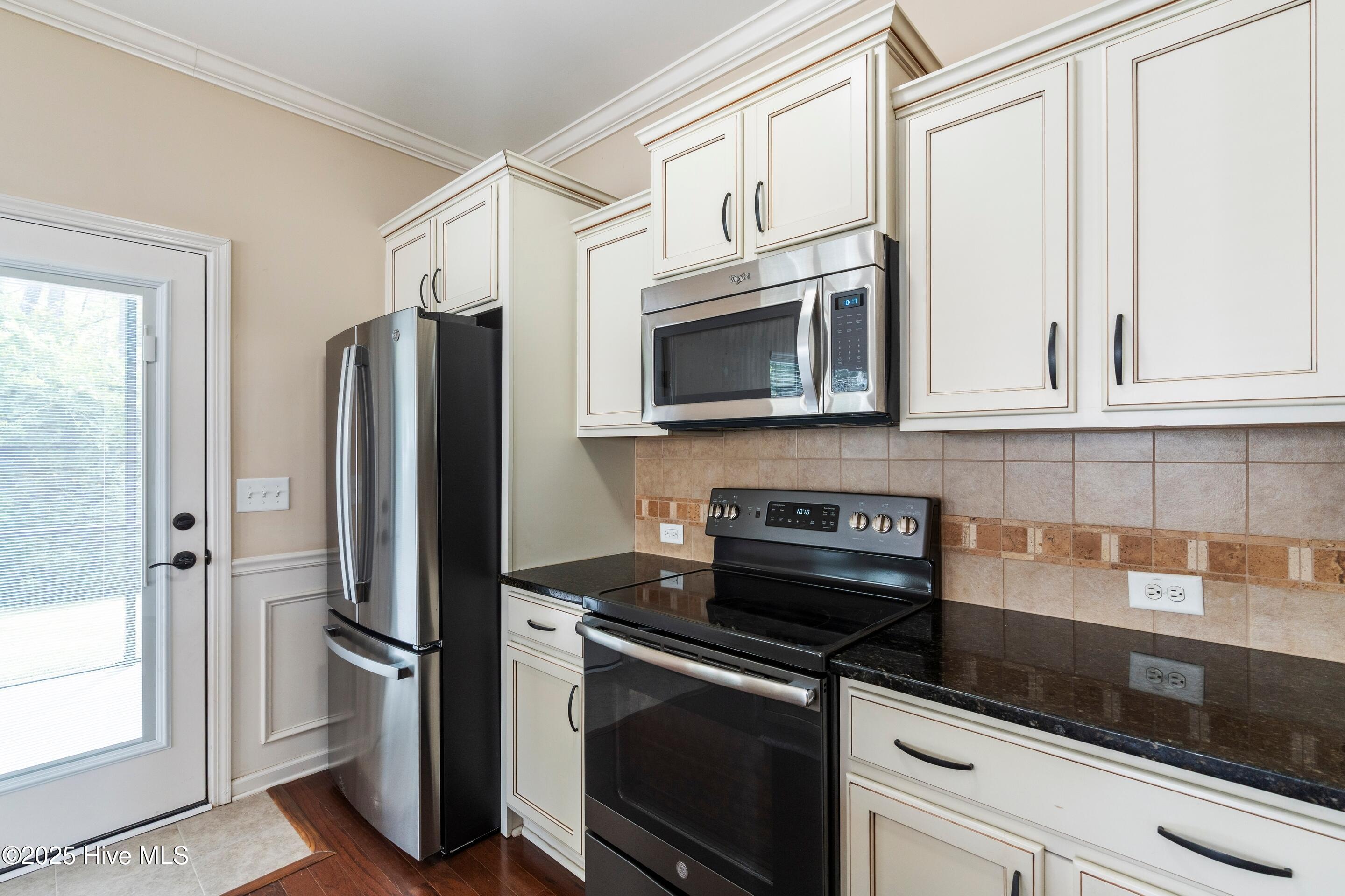 100522432 | Photo 29