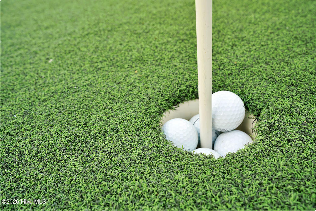 100560016 | Photo 61