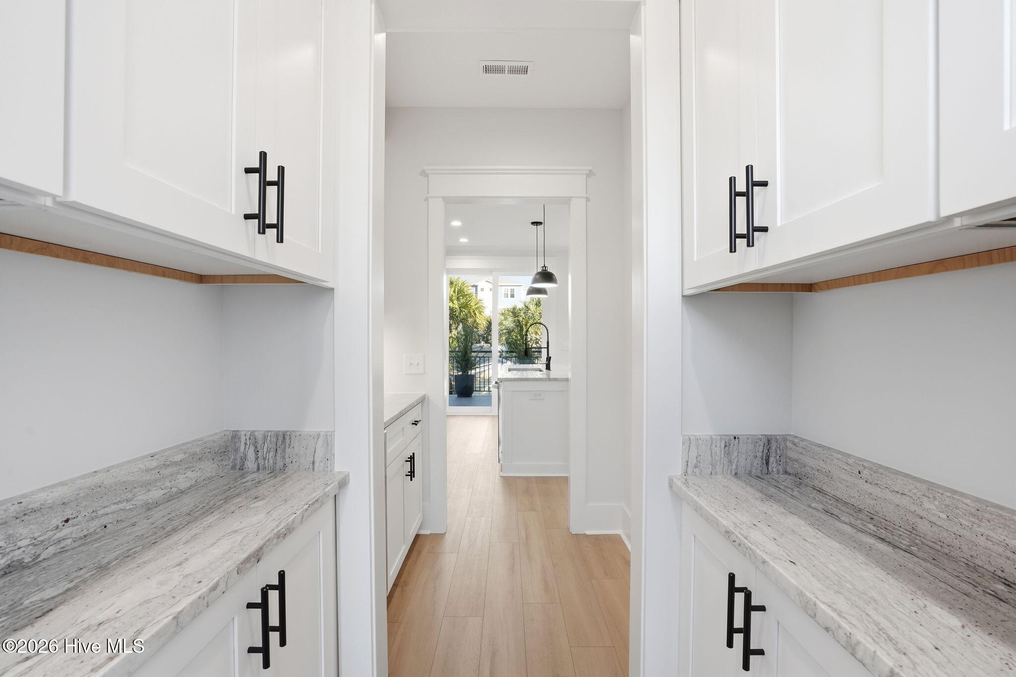 100554996 | Photo 40