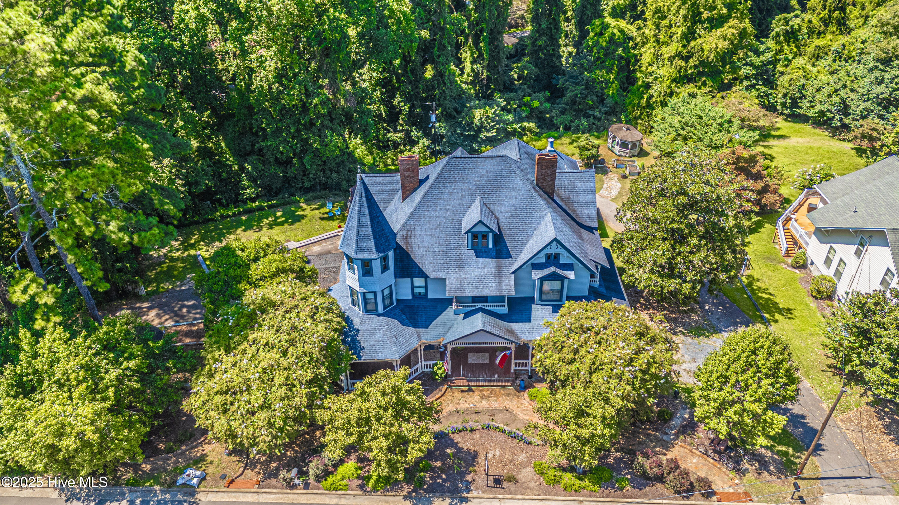 301 Mcreynolds Street