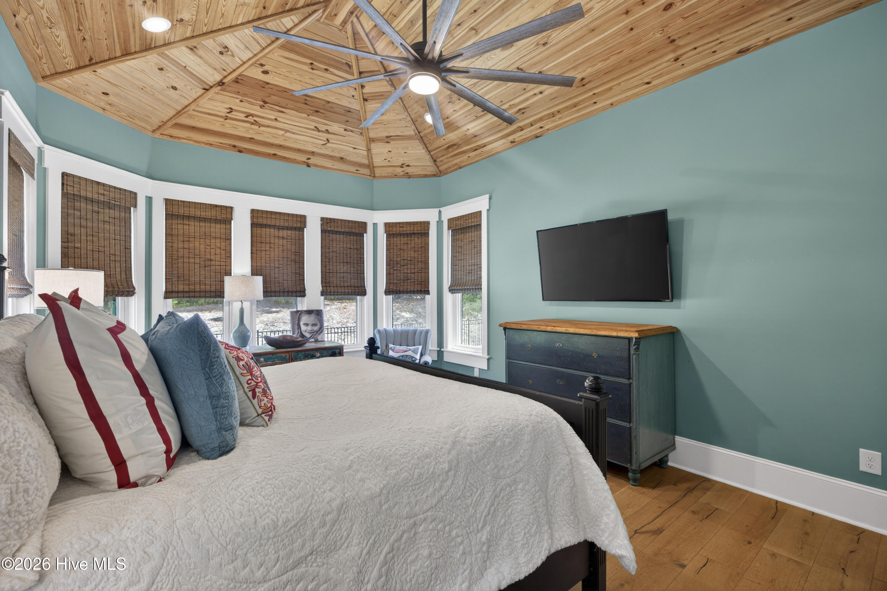 410 Sunrise Court,Emerald Isle