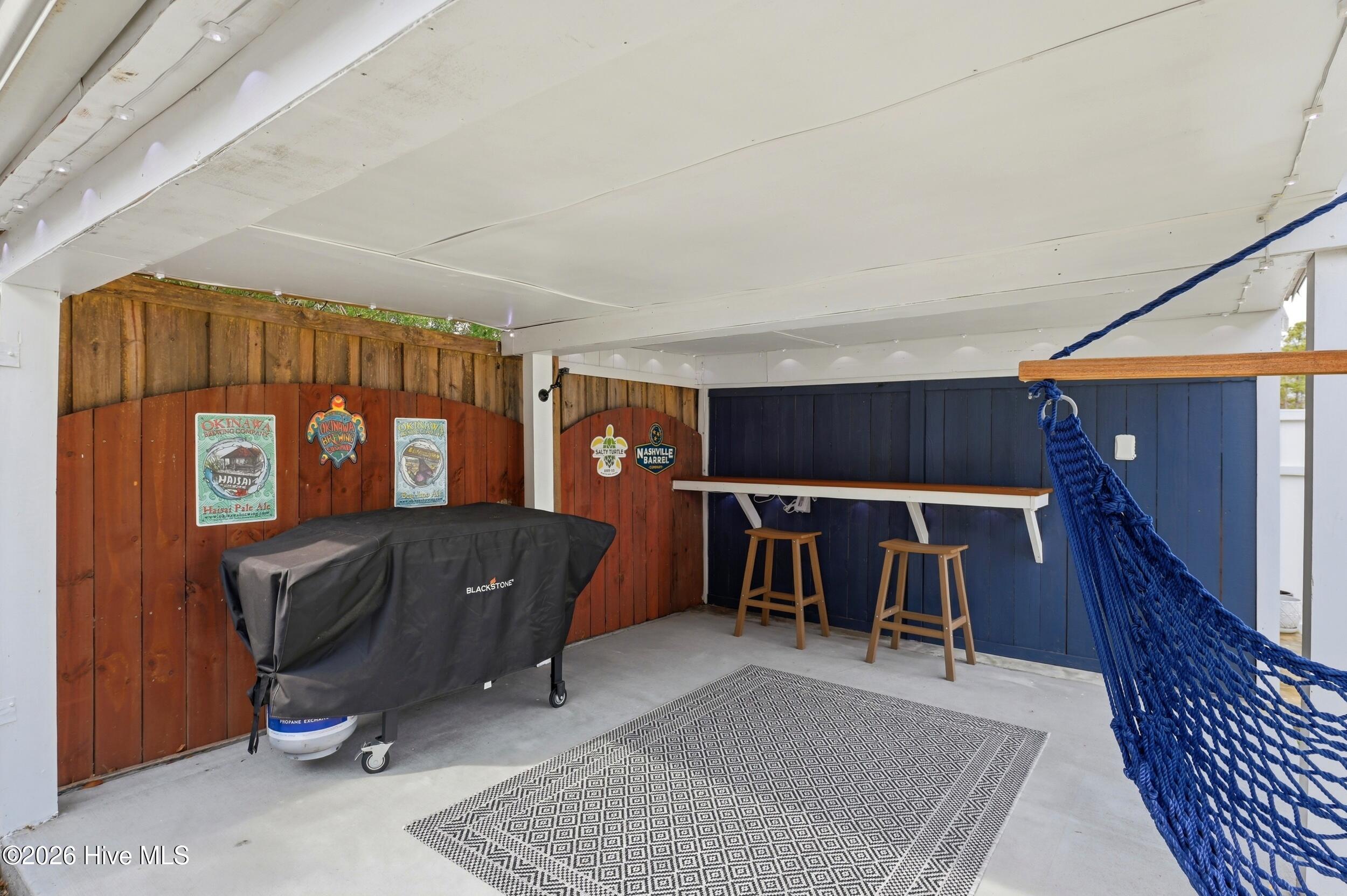 100556453 | Photo 41