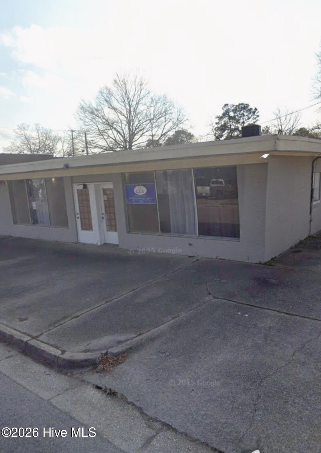602 Fairview