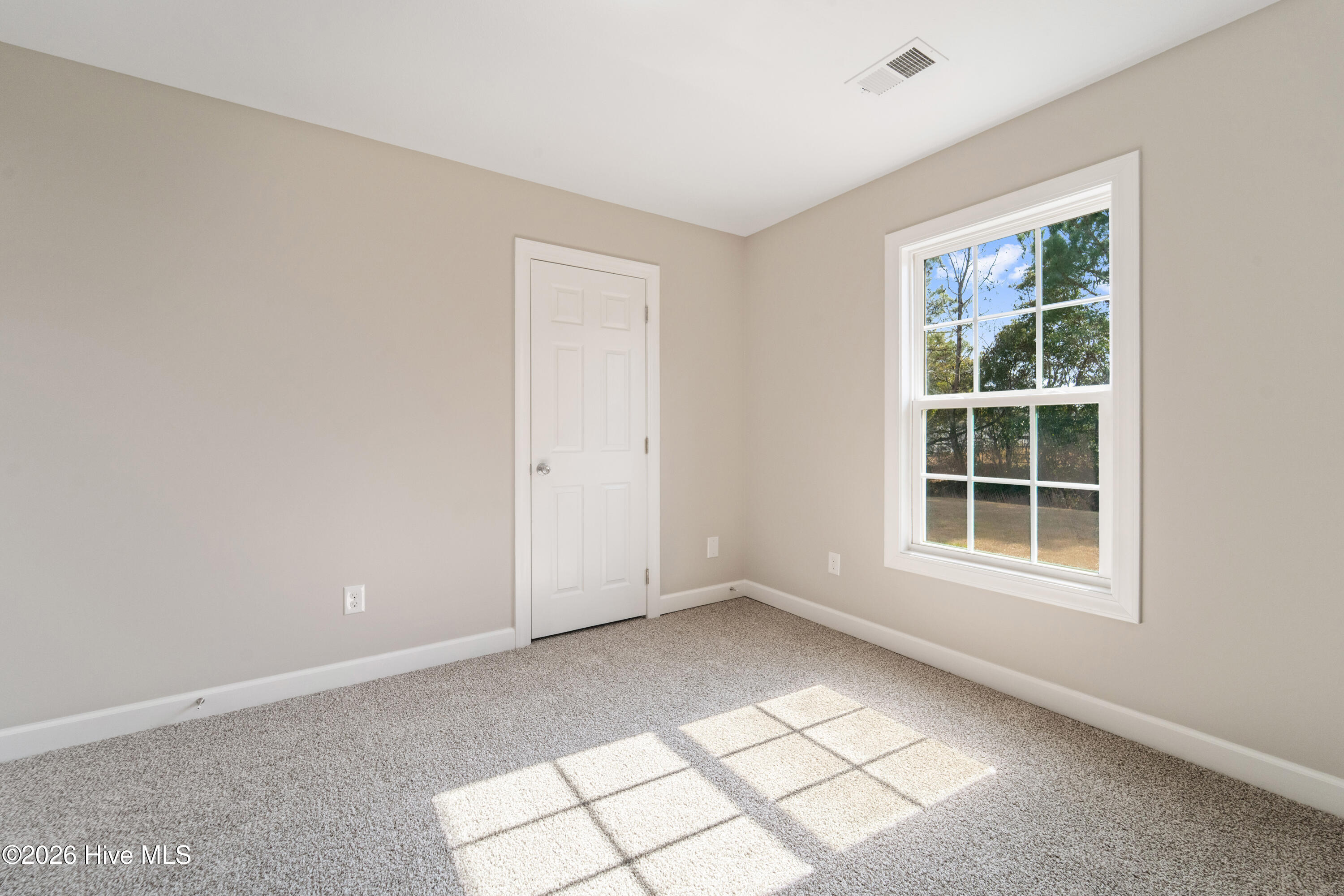 100553894 | Photo 20