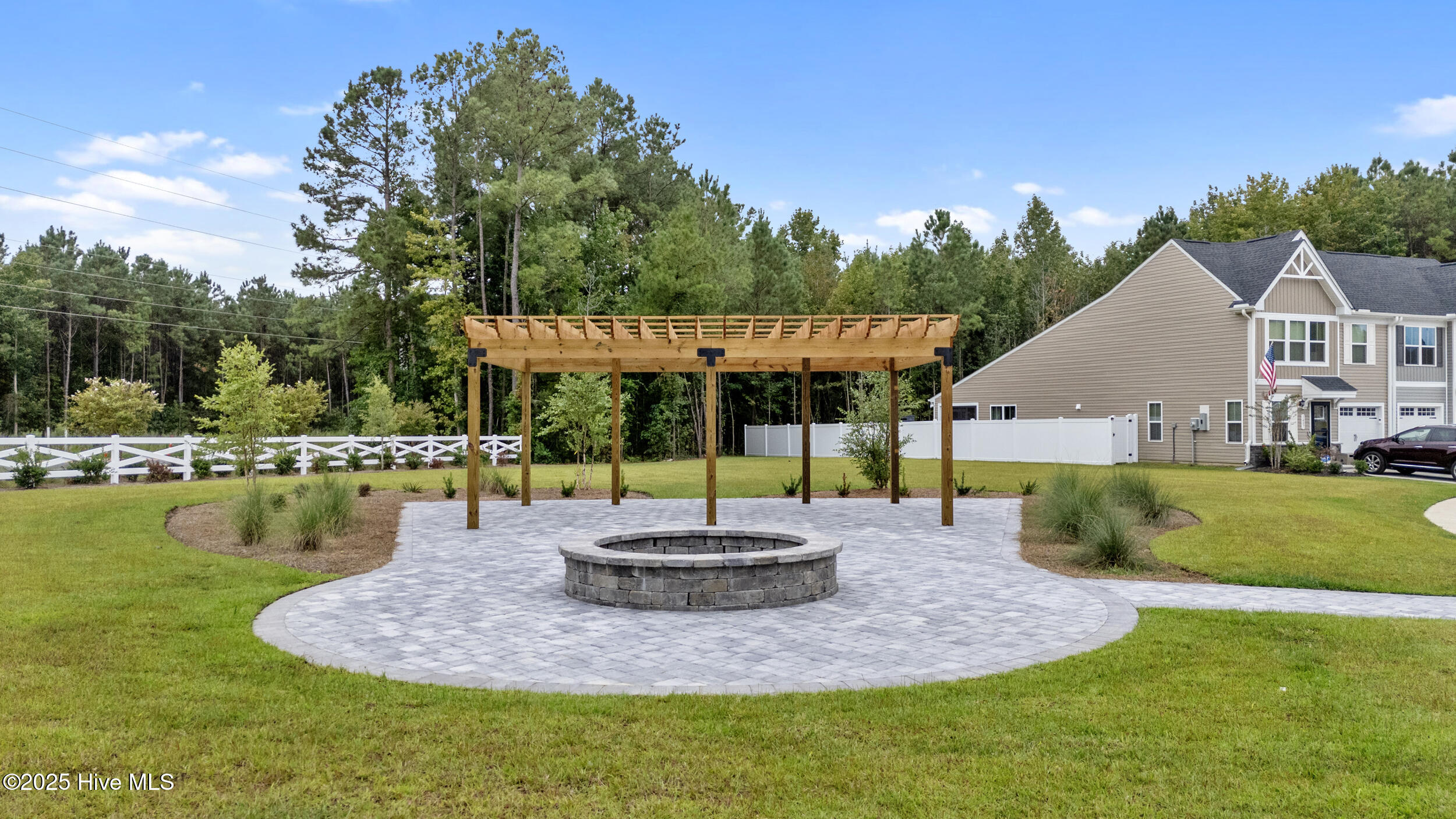 100530232 | Photo 31